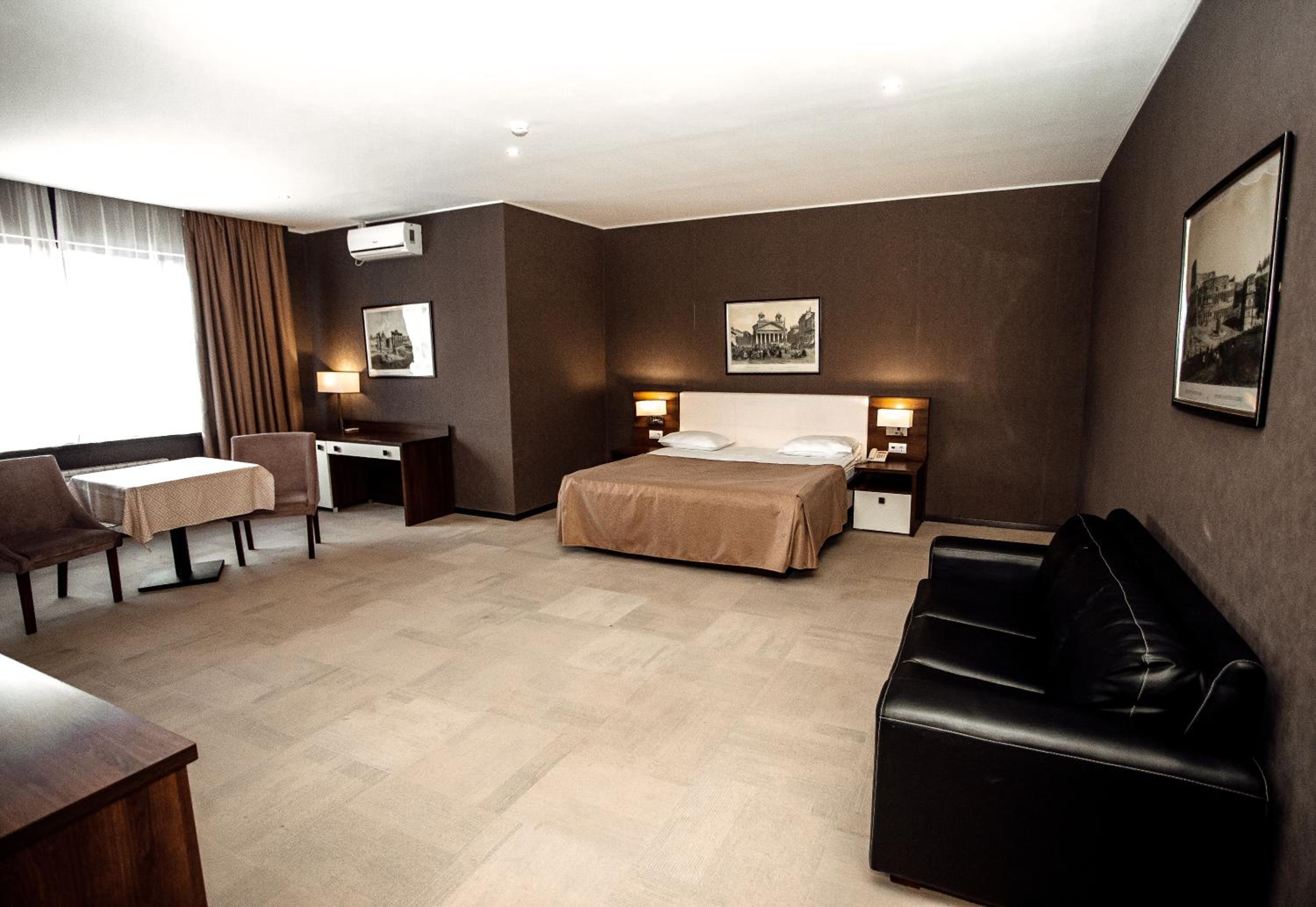Executive Suite