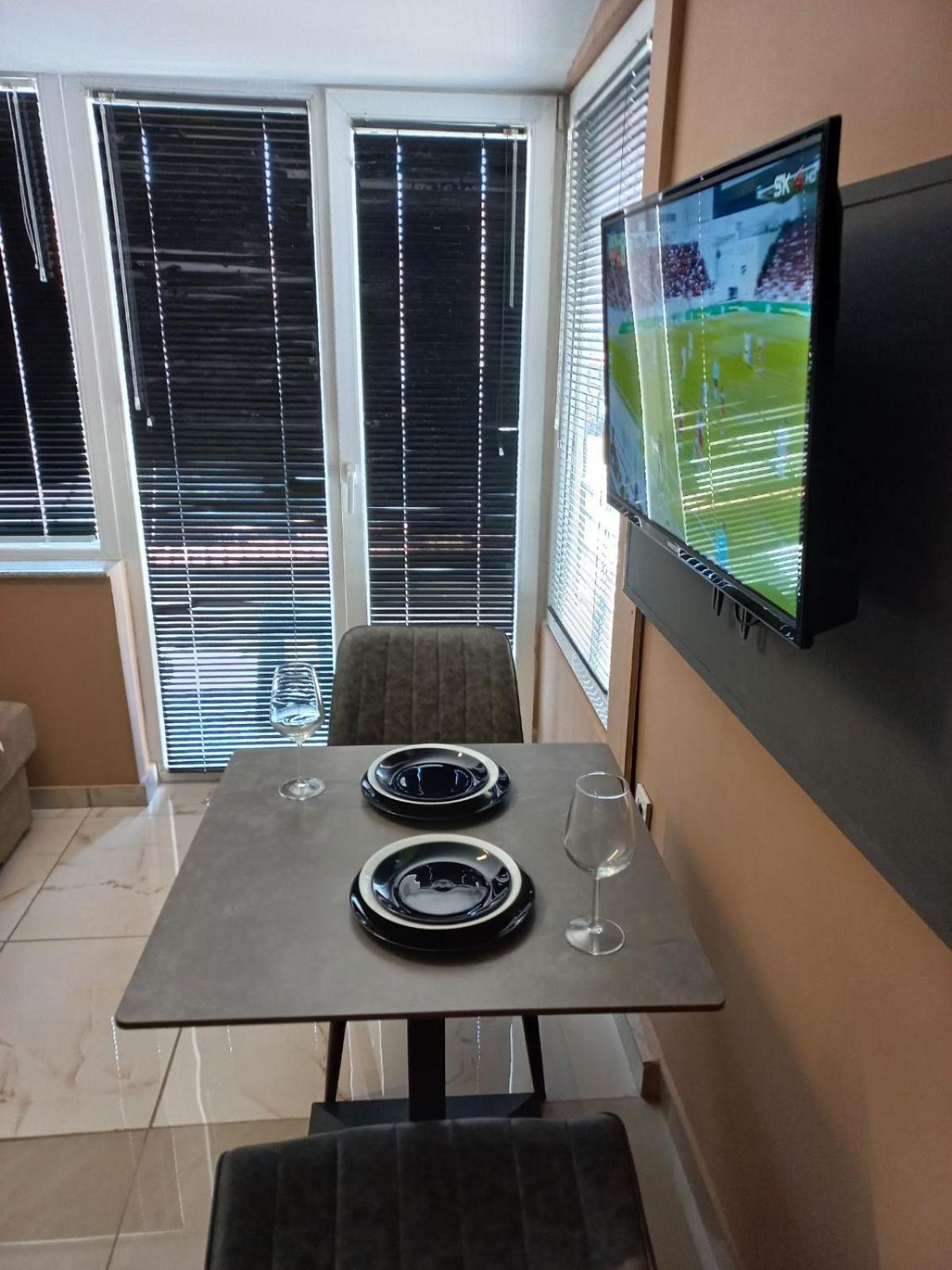 One-Bedroom Apartment With Balcony photo 2