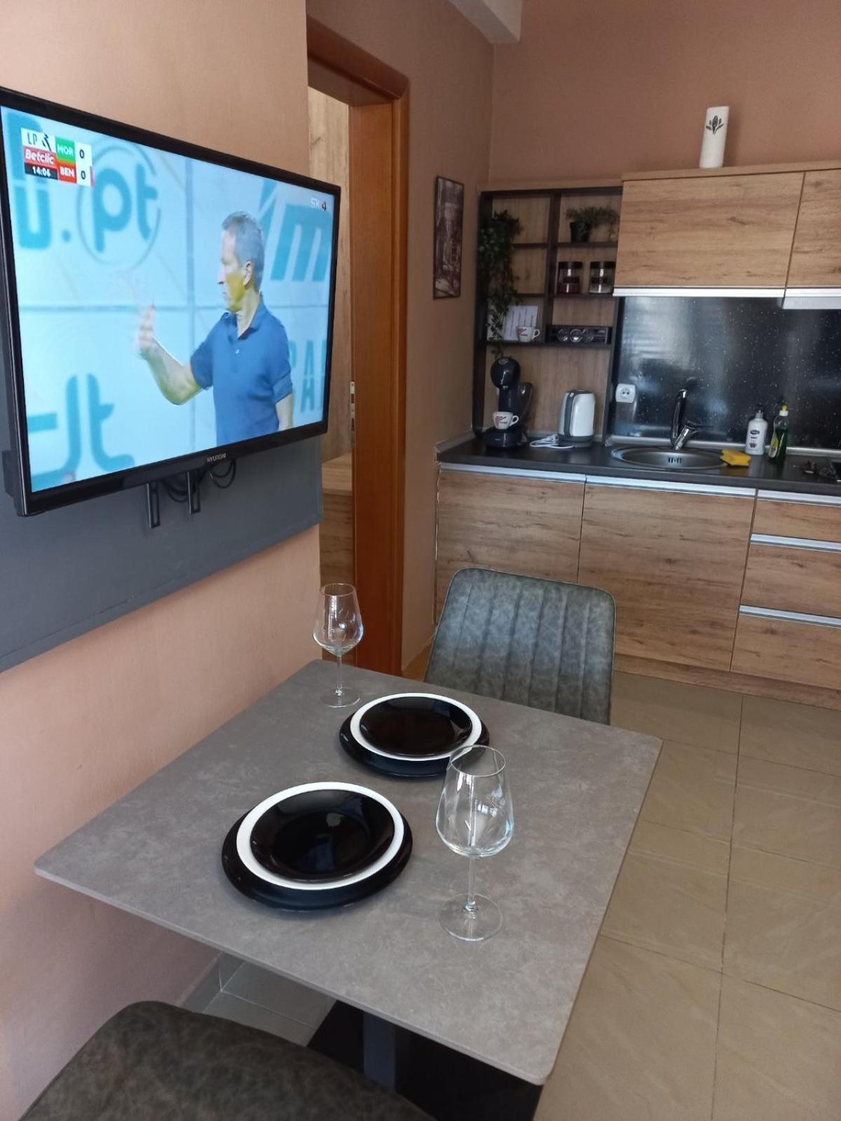 One-Bedroom Apartment With Balcony photo 3