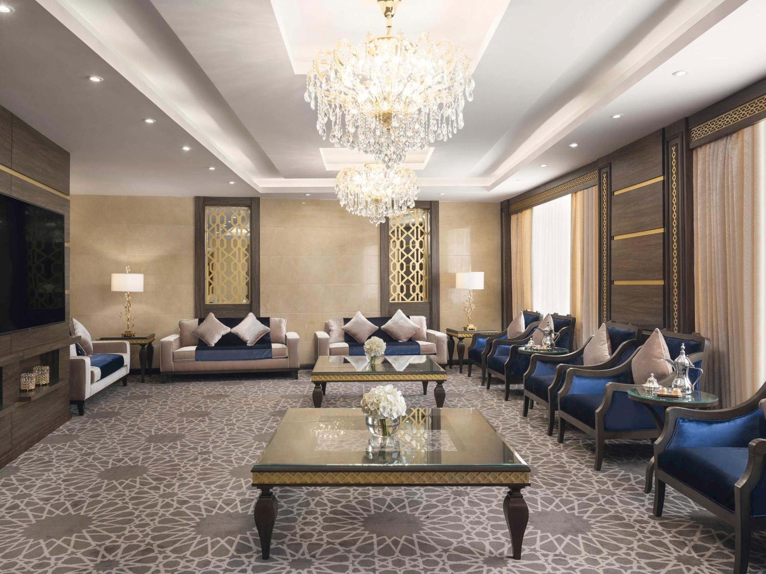 Royal Suite photo 3