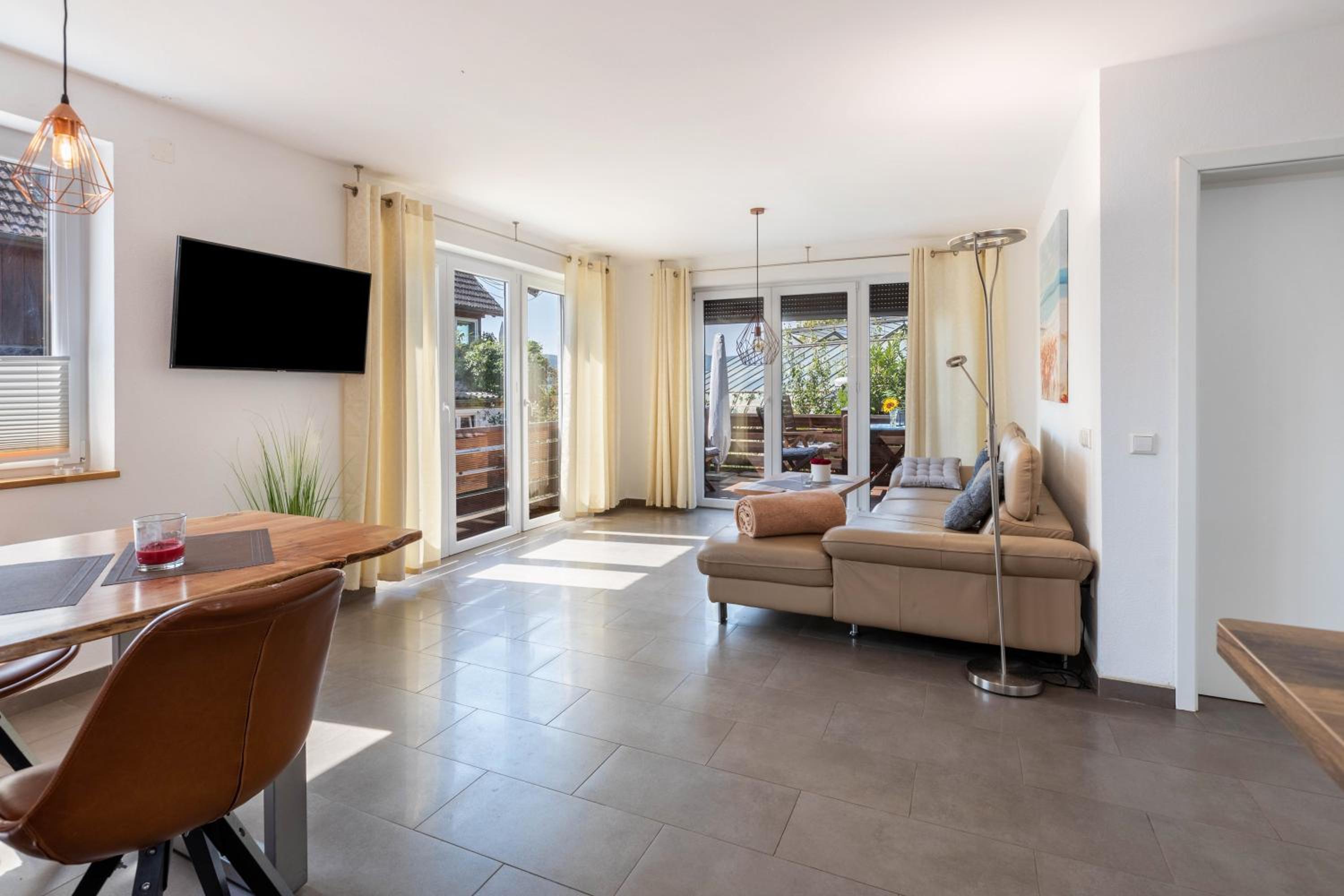 Superior One-Bedroom Apartment with Balcony photo 1