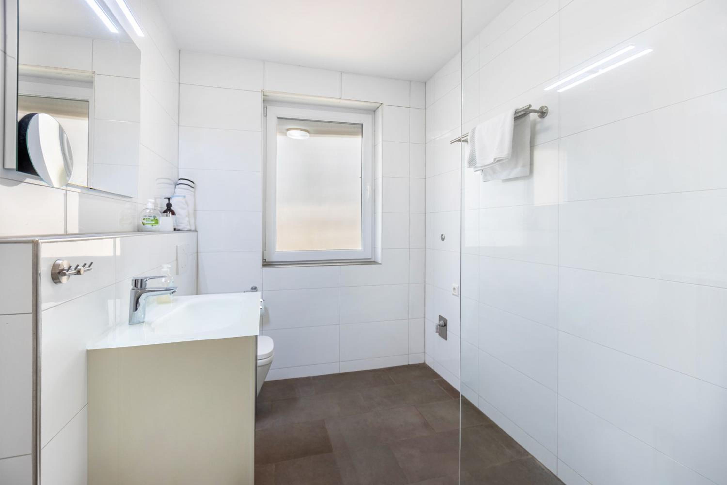 Superior One-Bedroom Apartment with Balcony photo 2