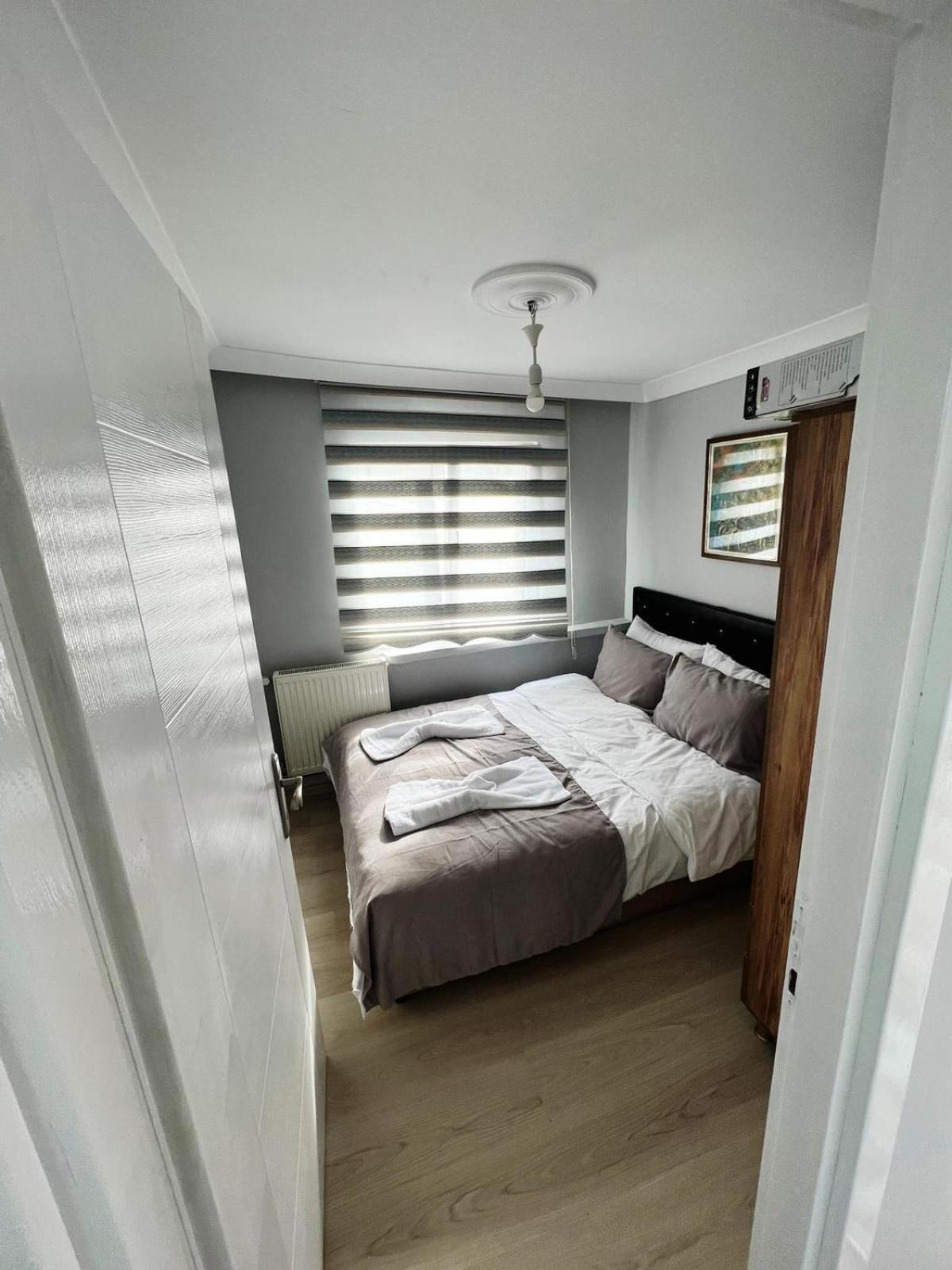 Quadruple Room with Shared Bathroom photo 3