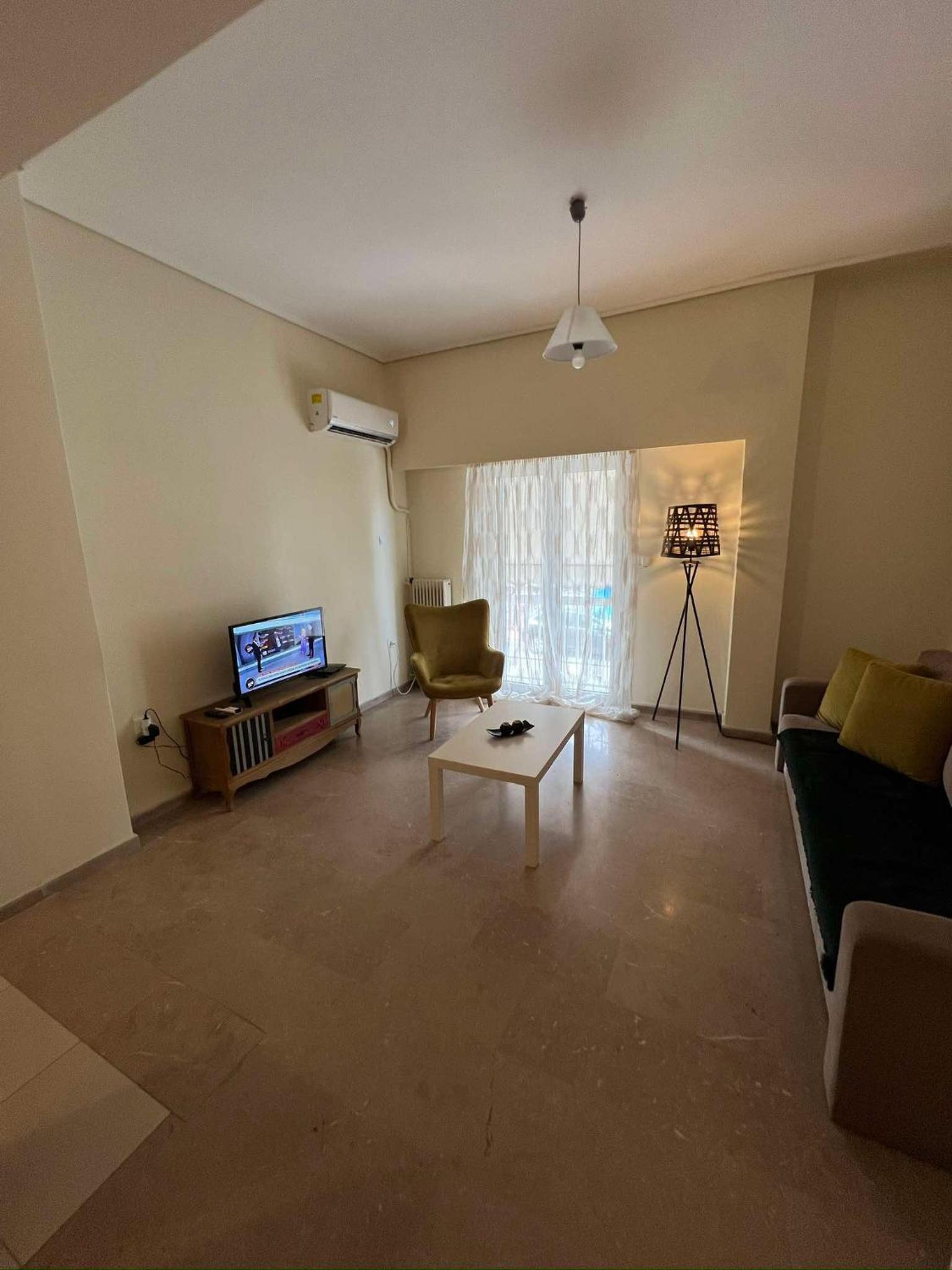 One-Bedroom Deluxe Apartment