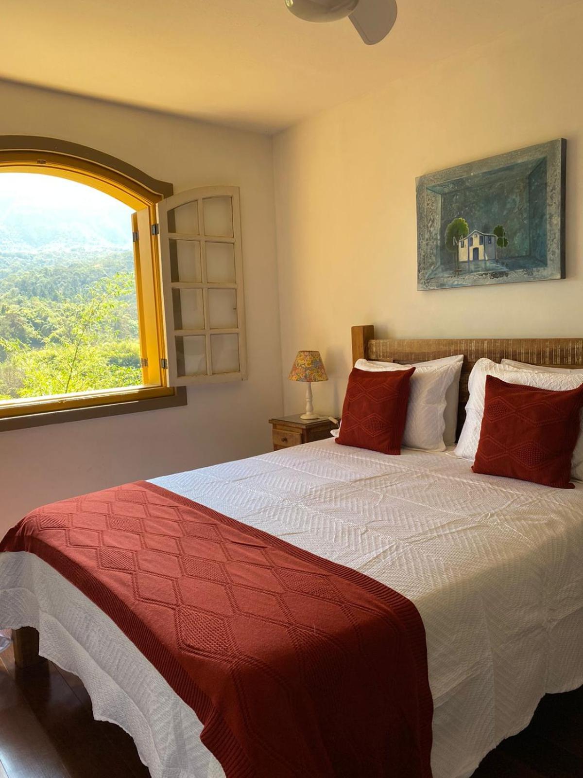 Double Room with Mountain View