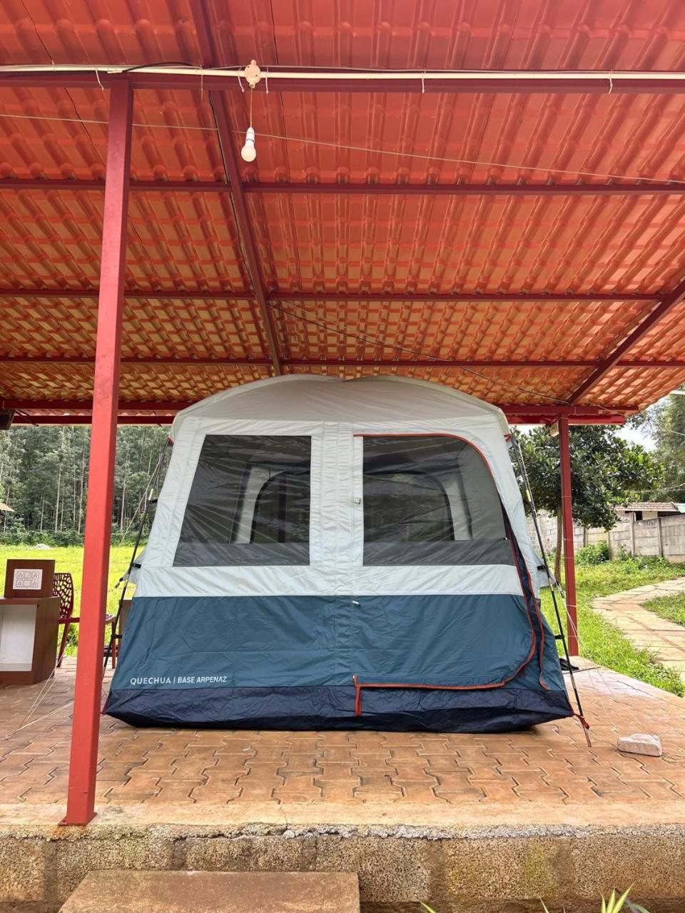 Tent - Photo 3