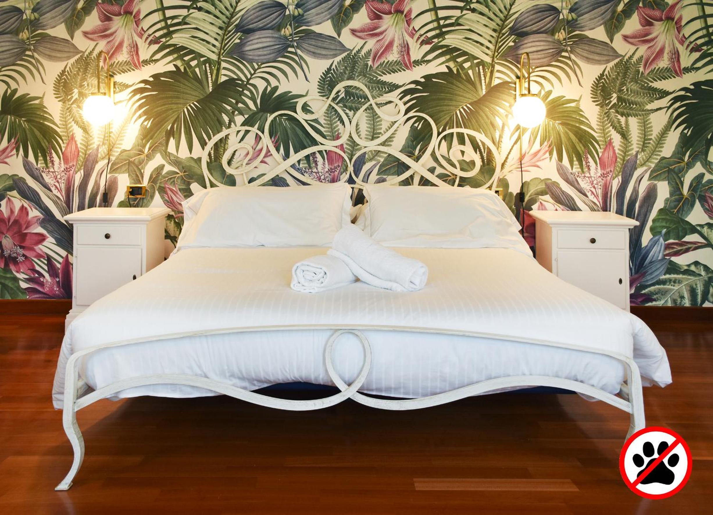 Superior Suite - Photo 3