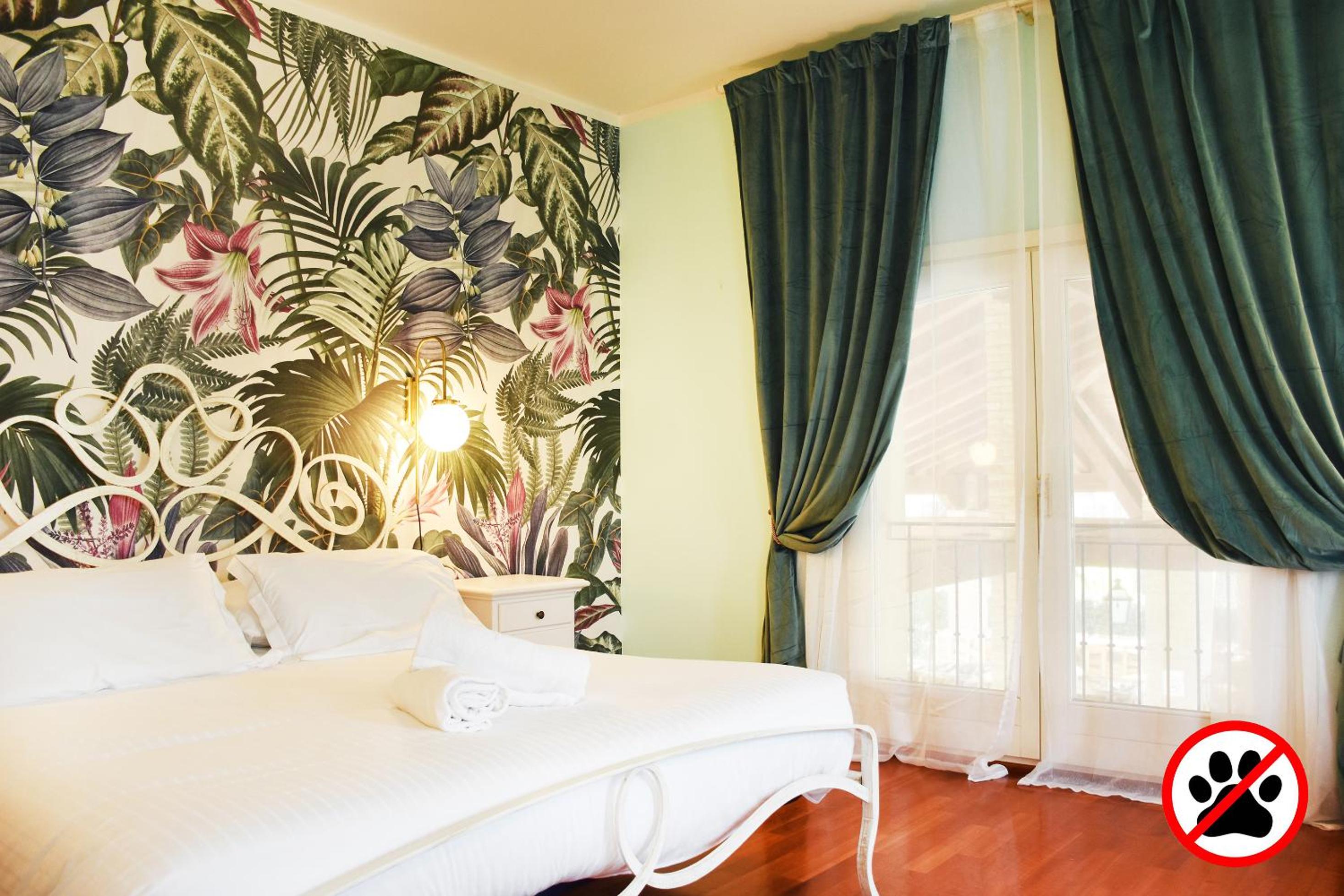 Superior Suite - Photo 1