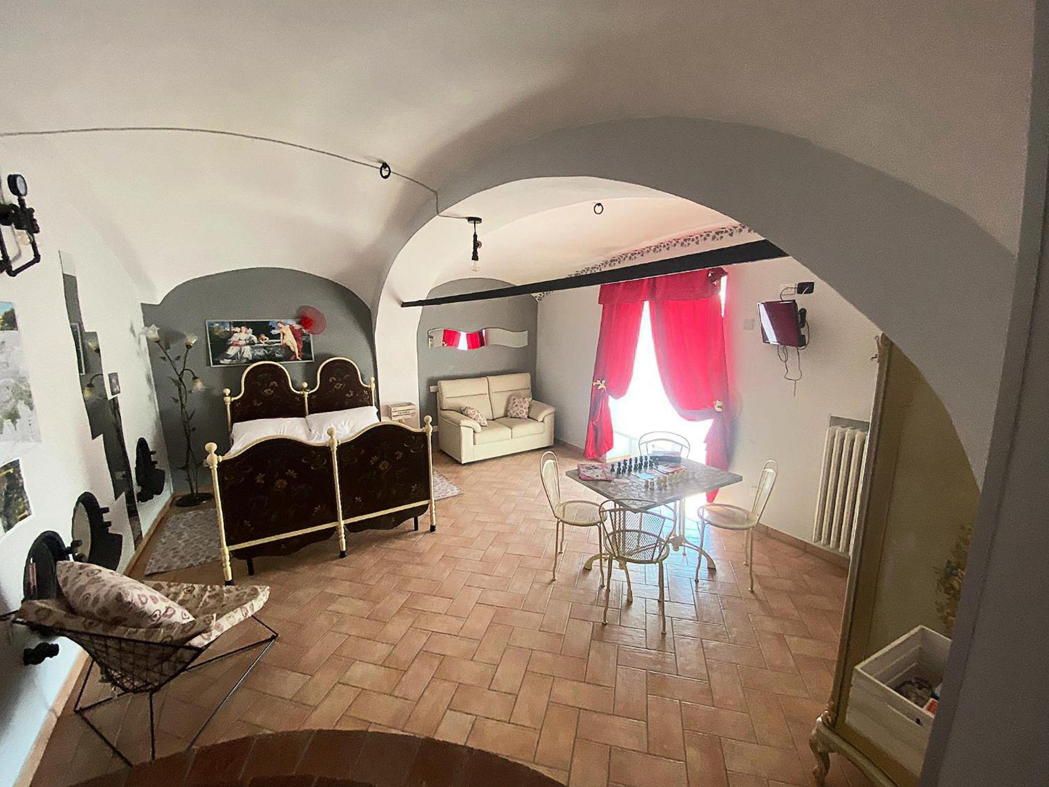 Family Room with Private Bathroom photo 3