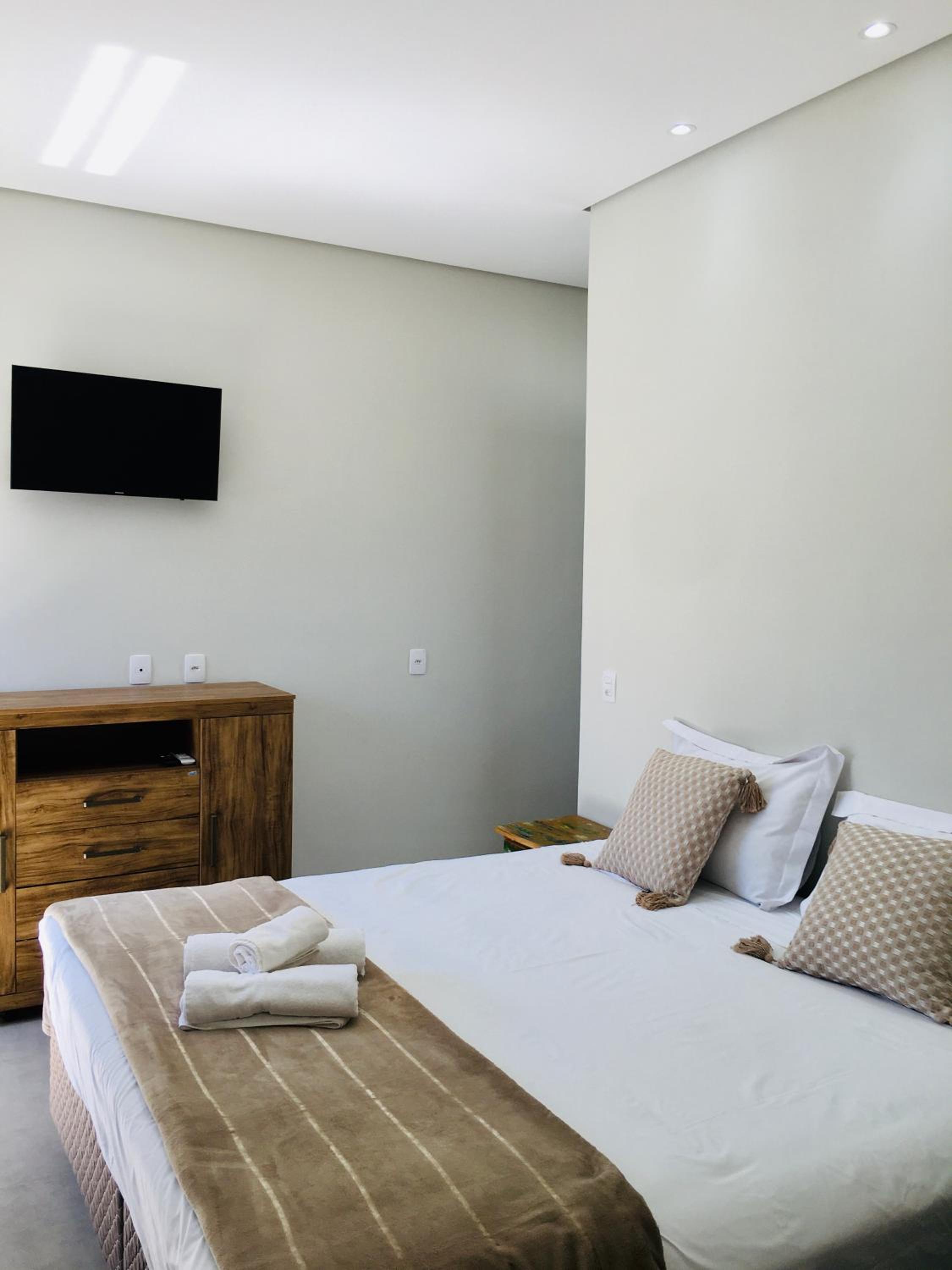 King Suite with Balcony photo 1