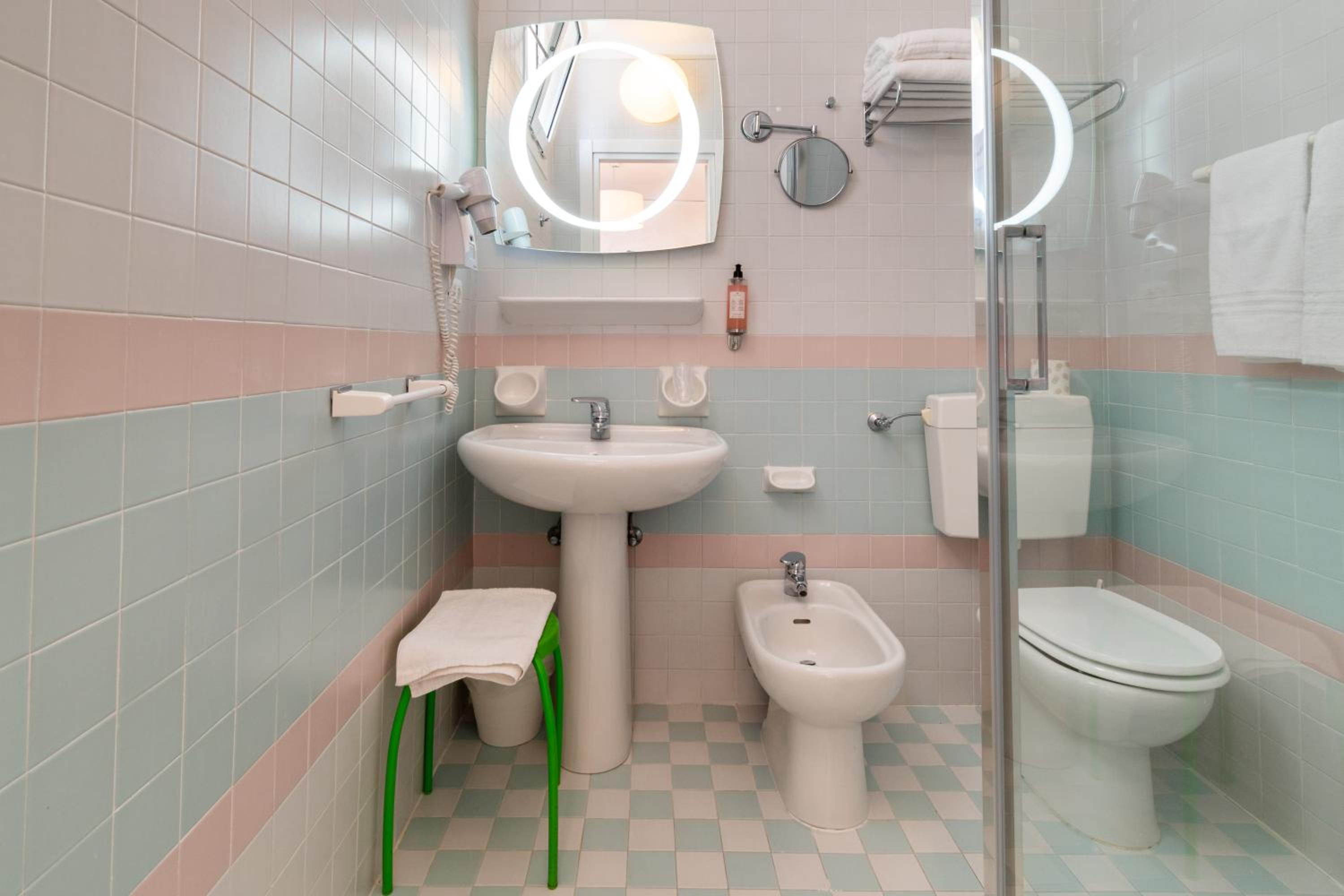 Double Room with Balcony (2 Adults + 1 Child) photo 2