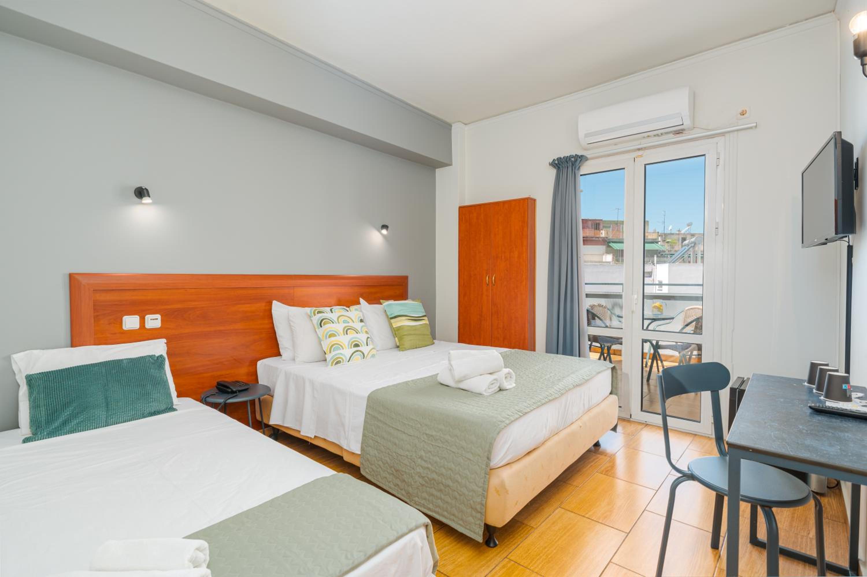 Triple Room photo 2