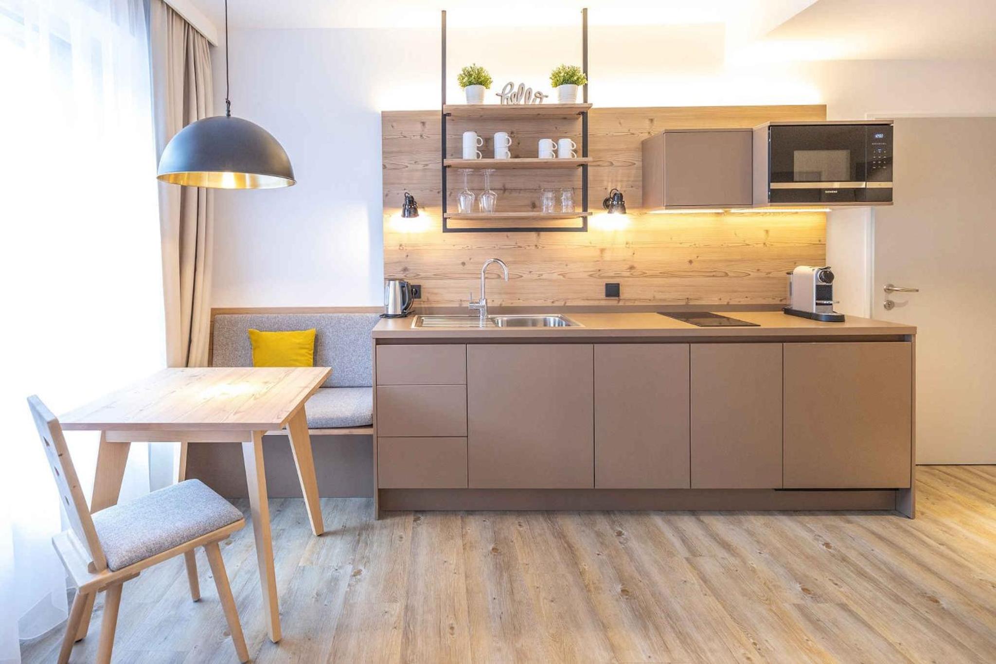 Apartment 5 photo 2