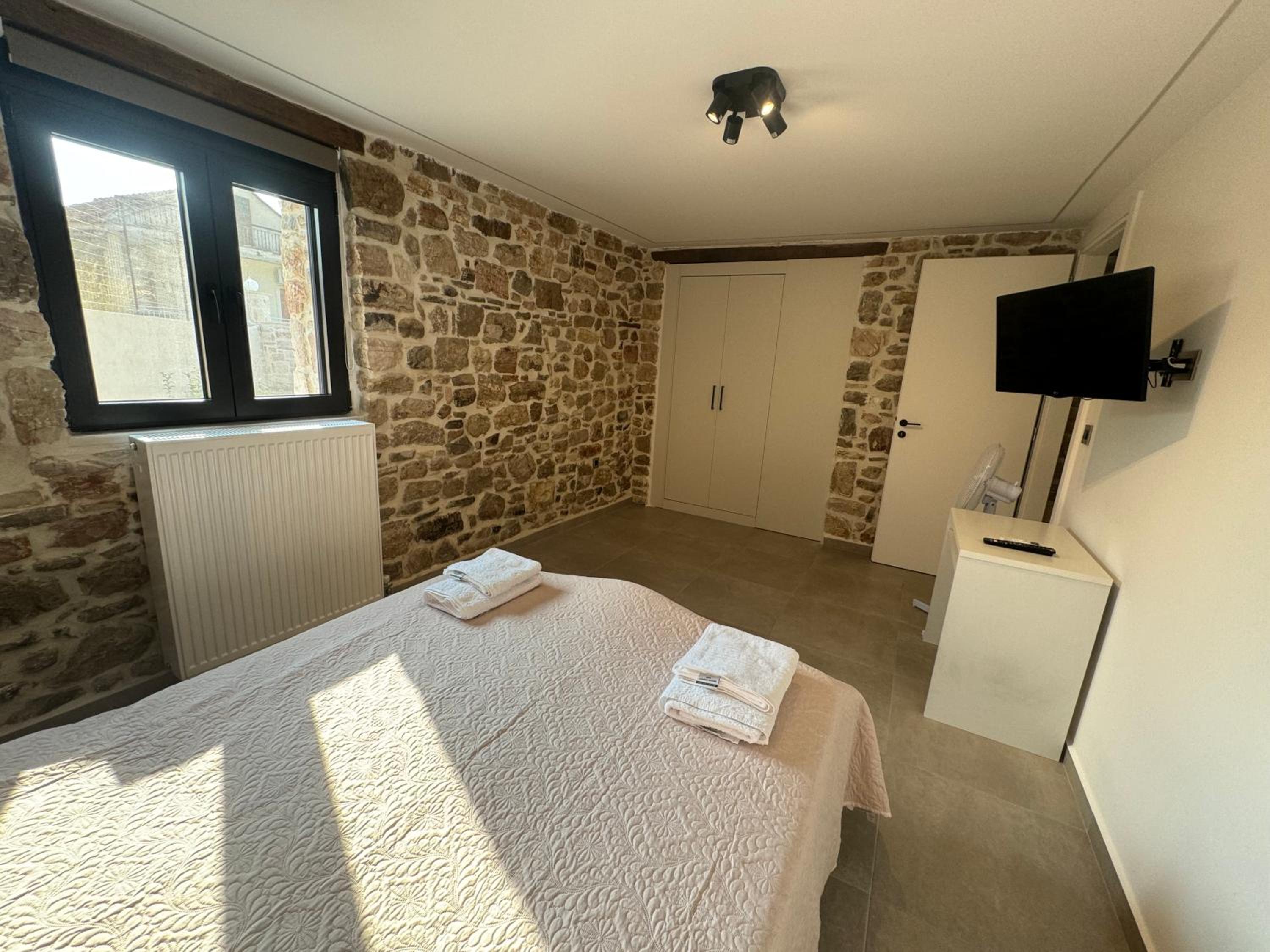 Two-Bedroom Apartment with Garden View photo 2
