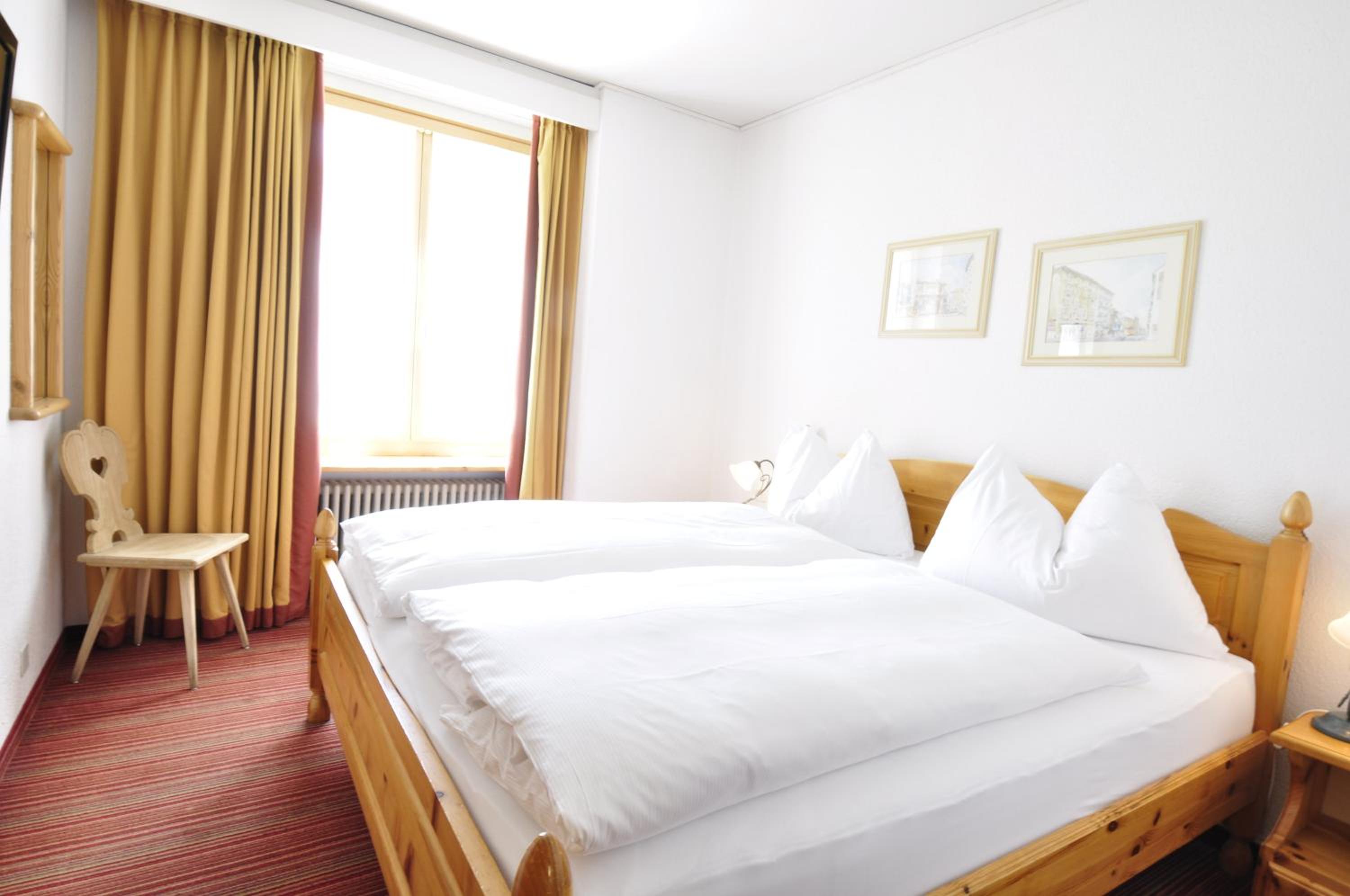 Budget Double Room - Photo 1