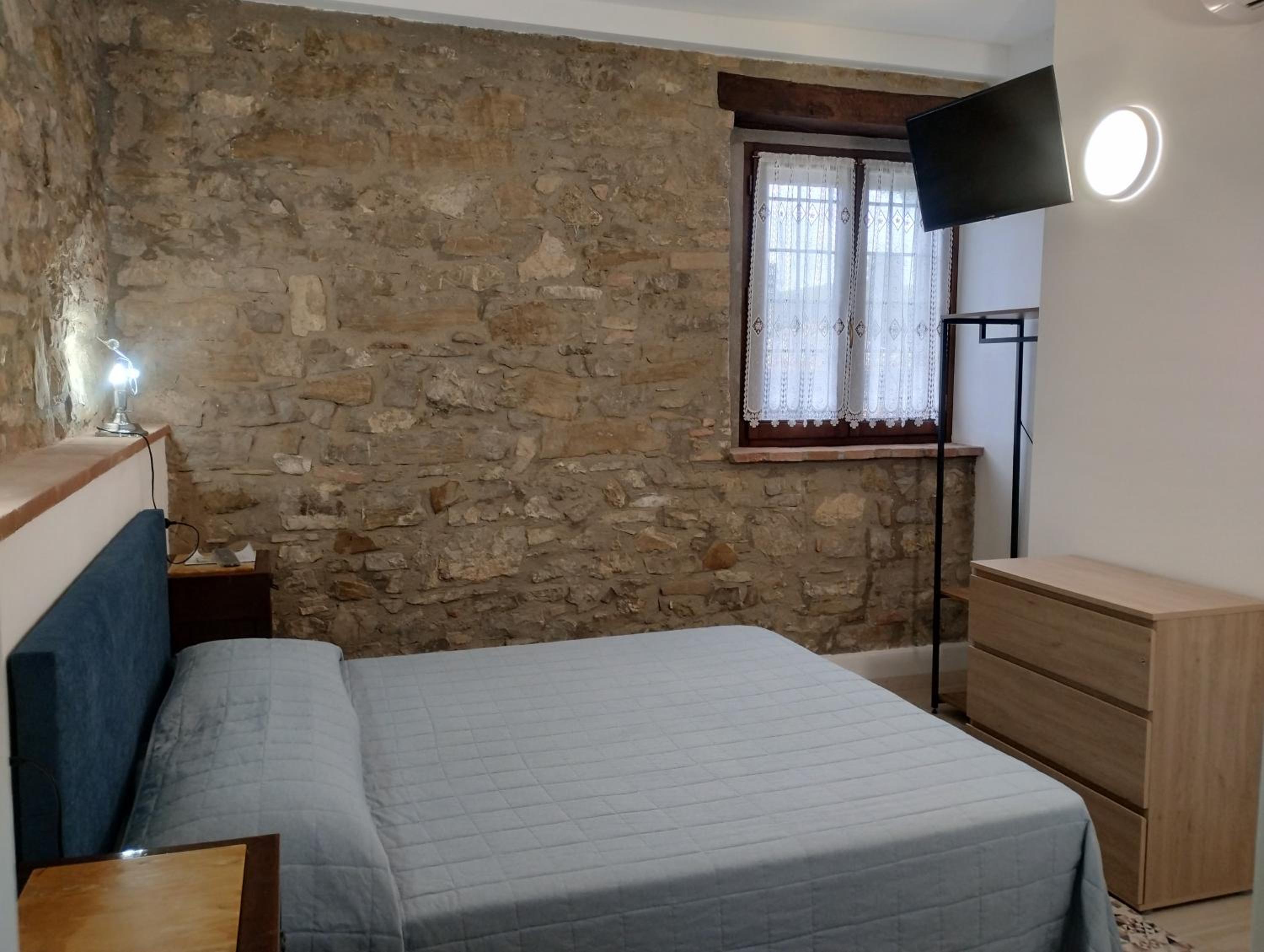 Standard Double Room photo 3