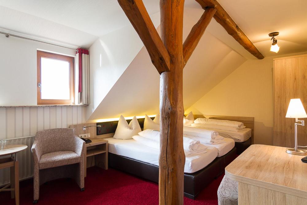 Triple Room - Photo 5