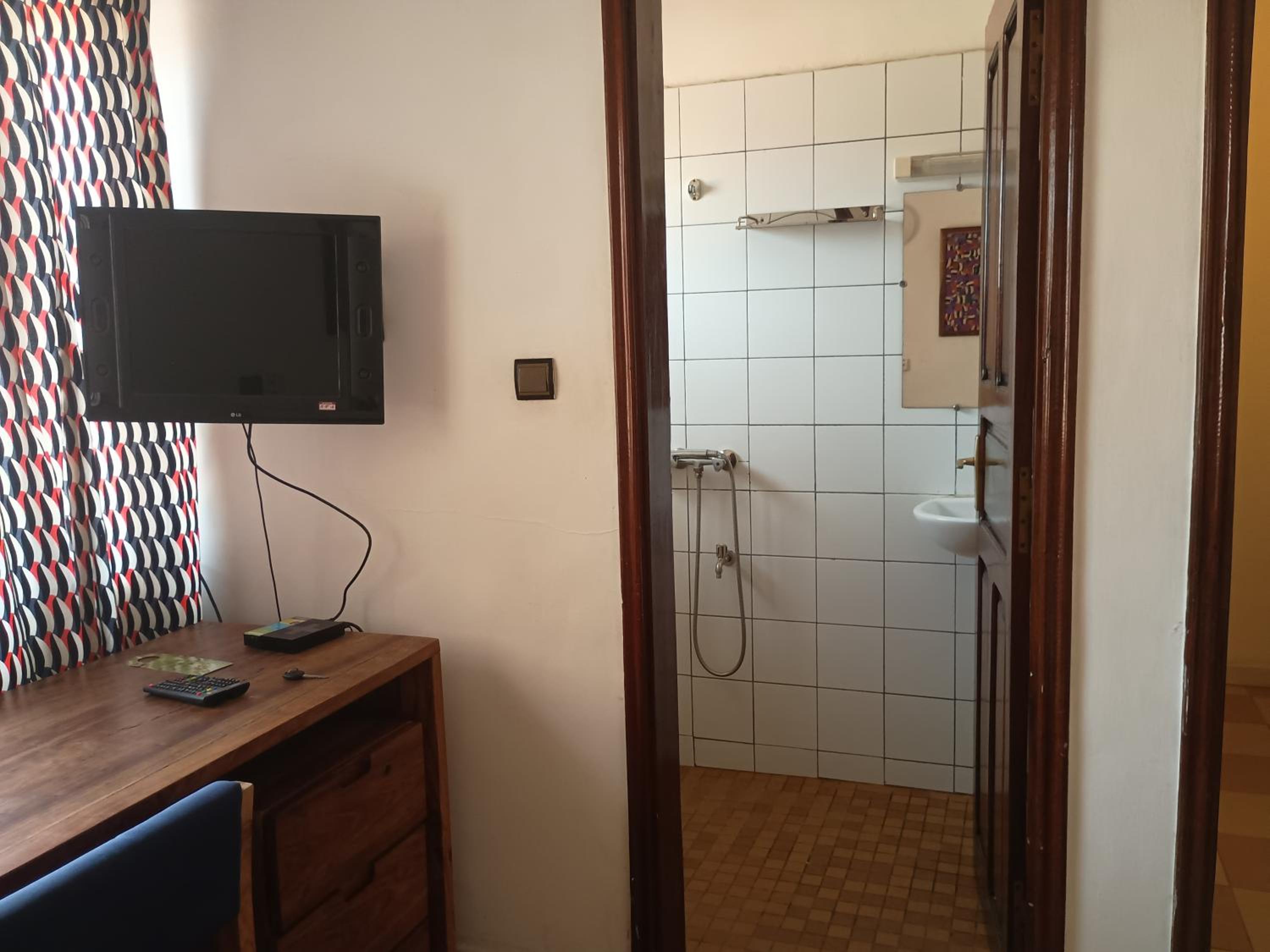 Single Room with Shower photo 3