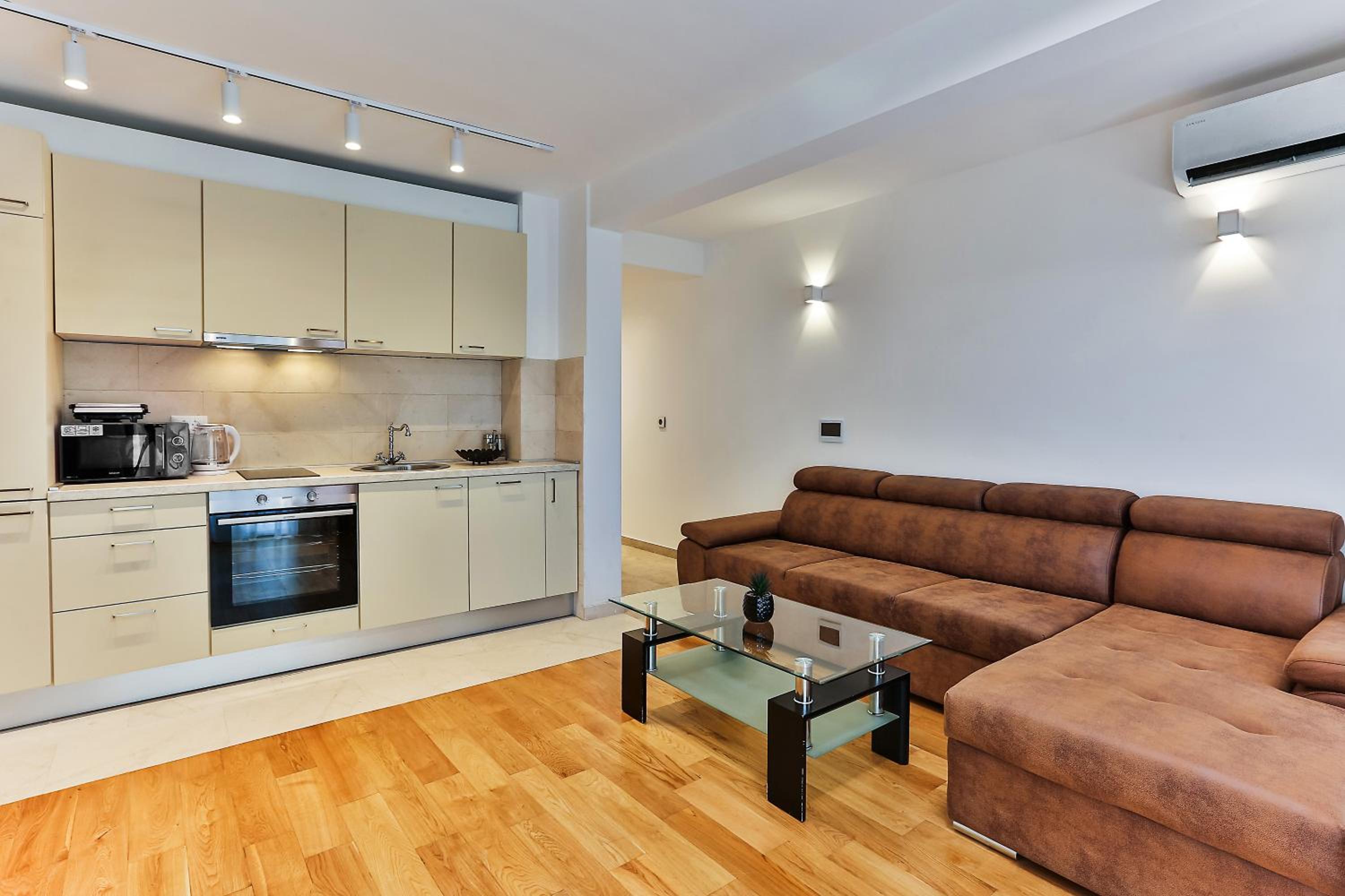 Two-Bedroom Apartment with Balcony and Sea View