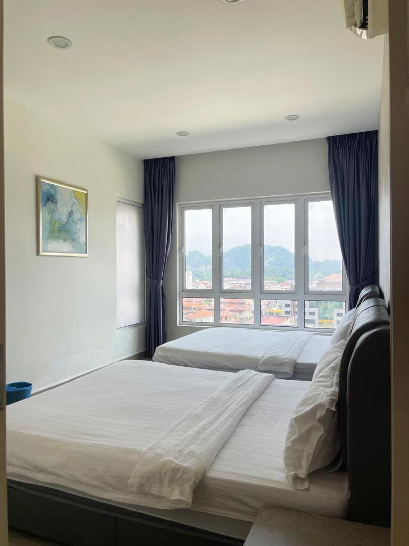 Three-Bedroom Apartment with View