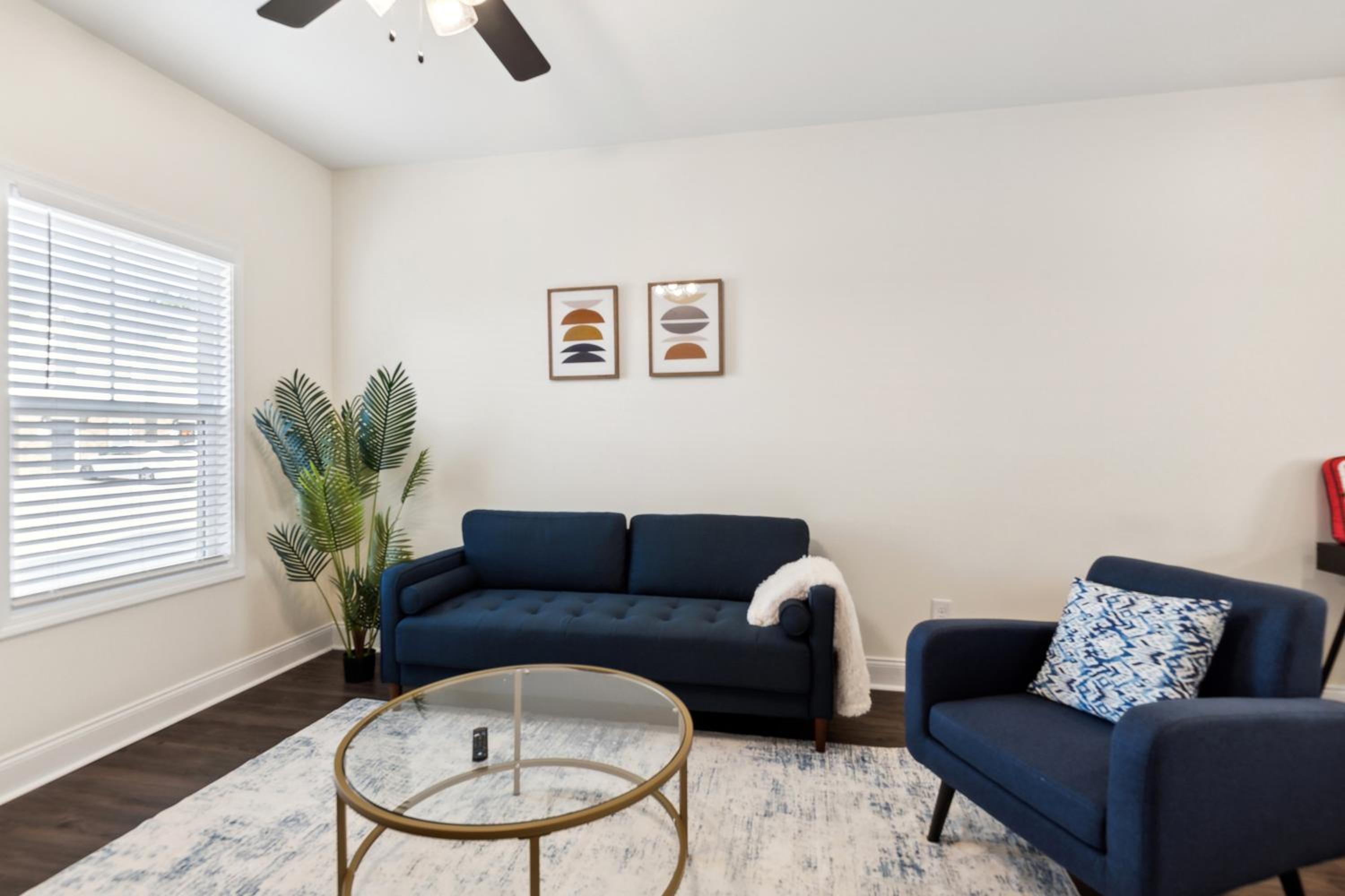 Apartment photo 1