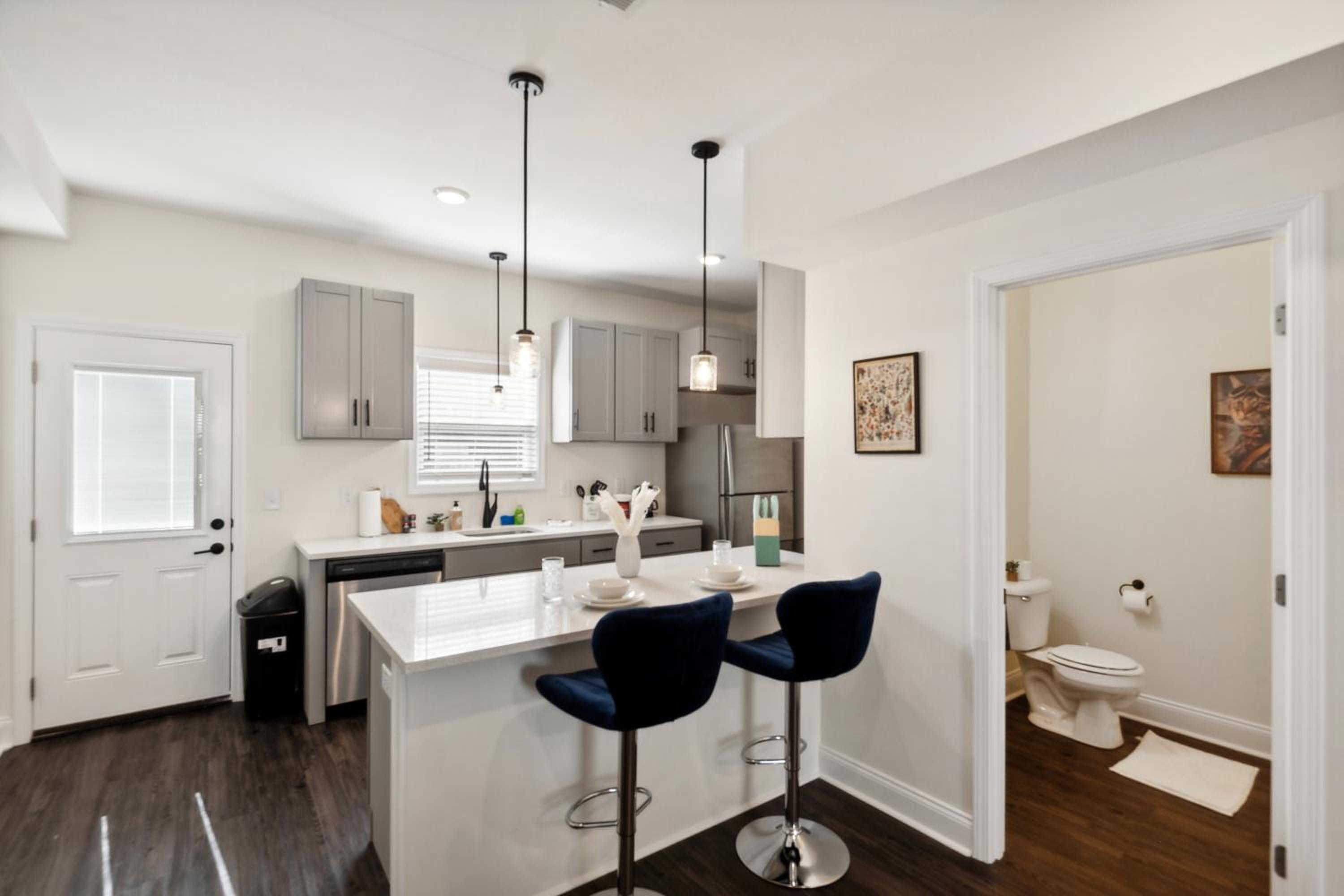 Apartment photo 2
