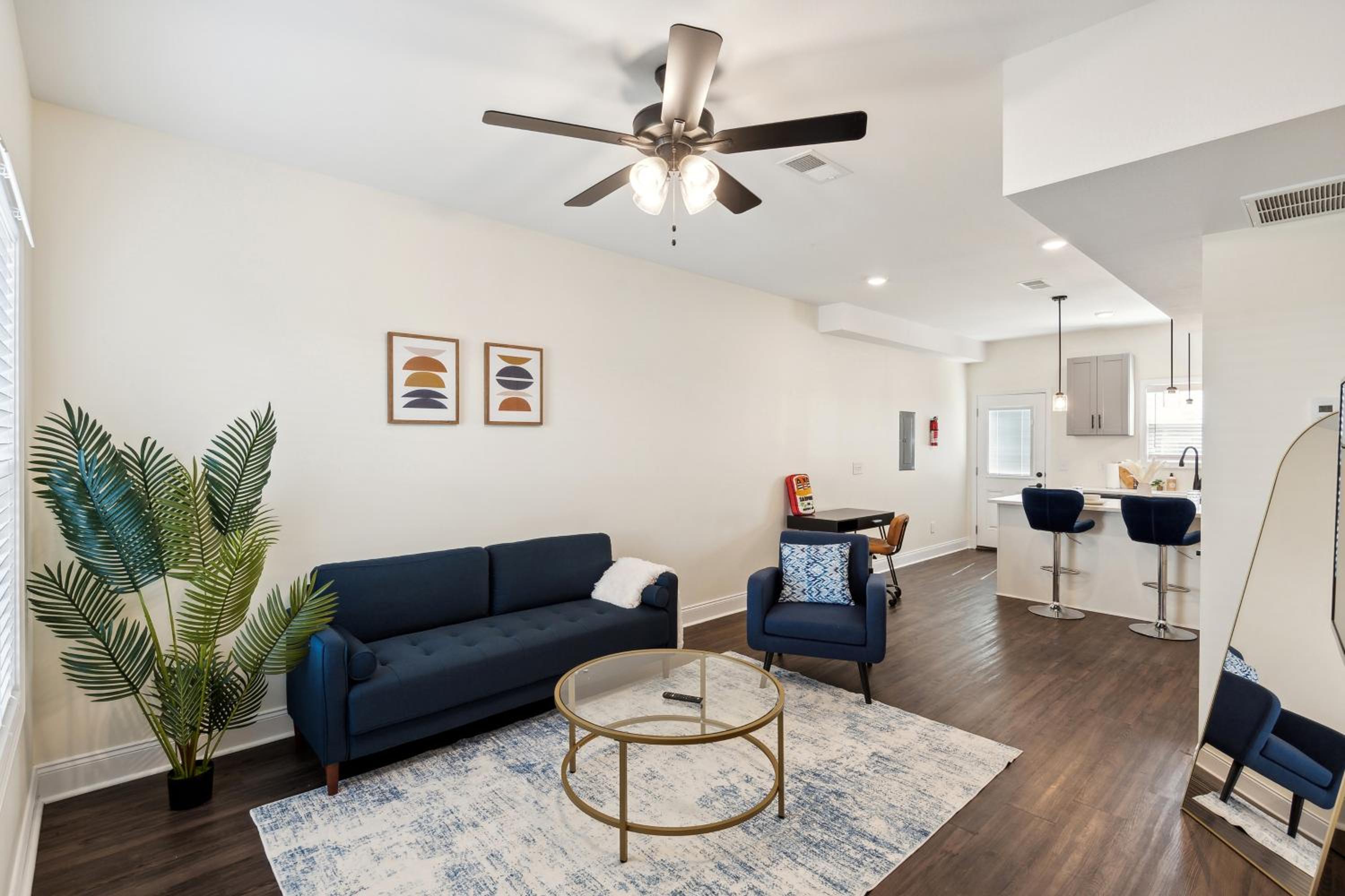 Apartment photo 3