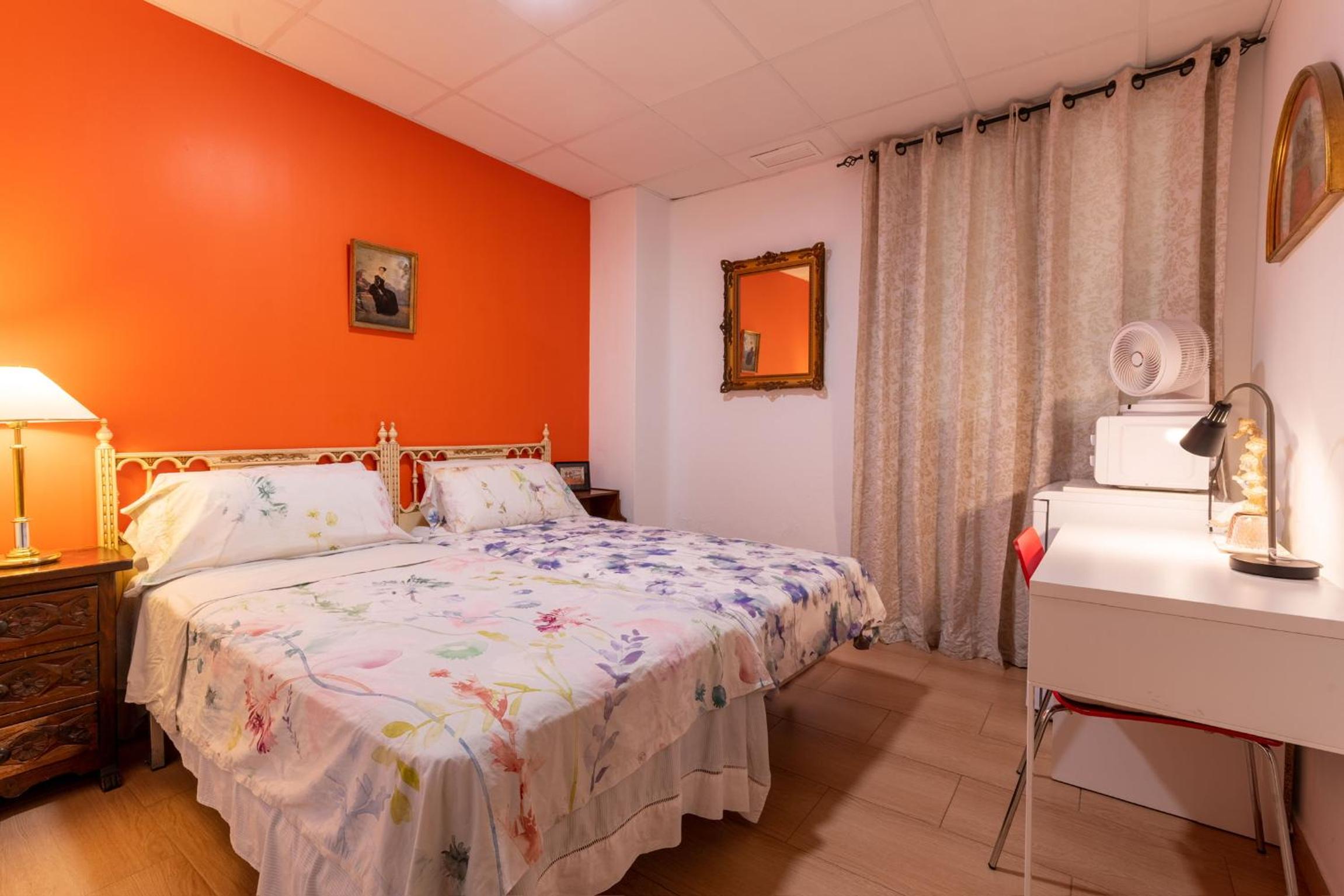 Habitación Doble con Baño Privado