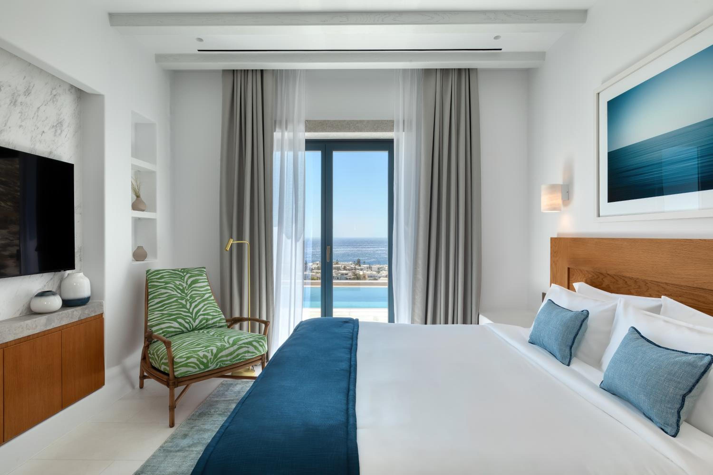 Premium Sea View Suite with Pool