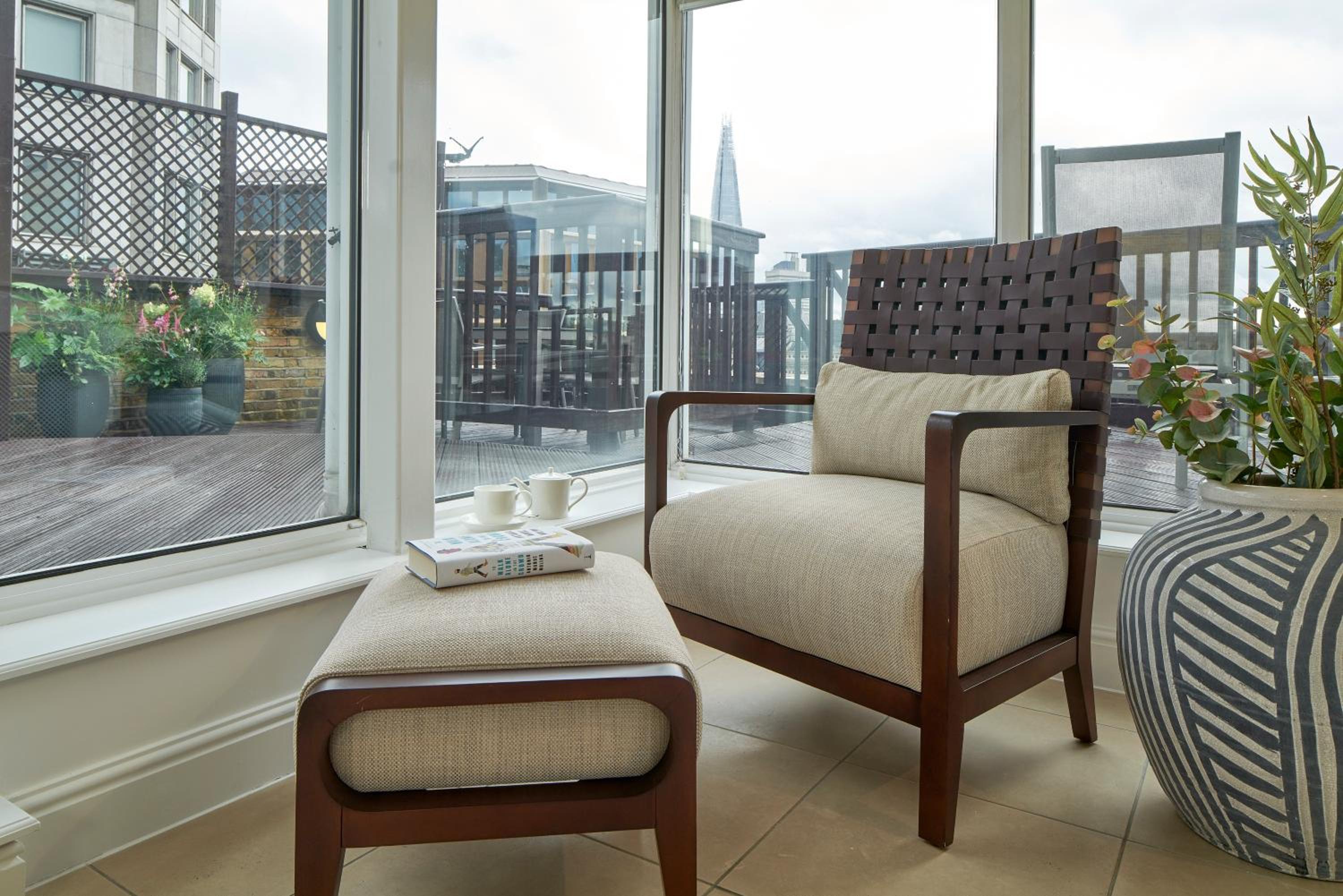 City Two Bedroom Penthouse photo 2