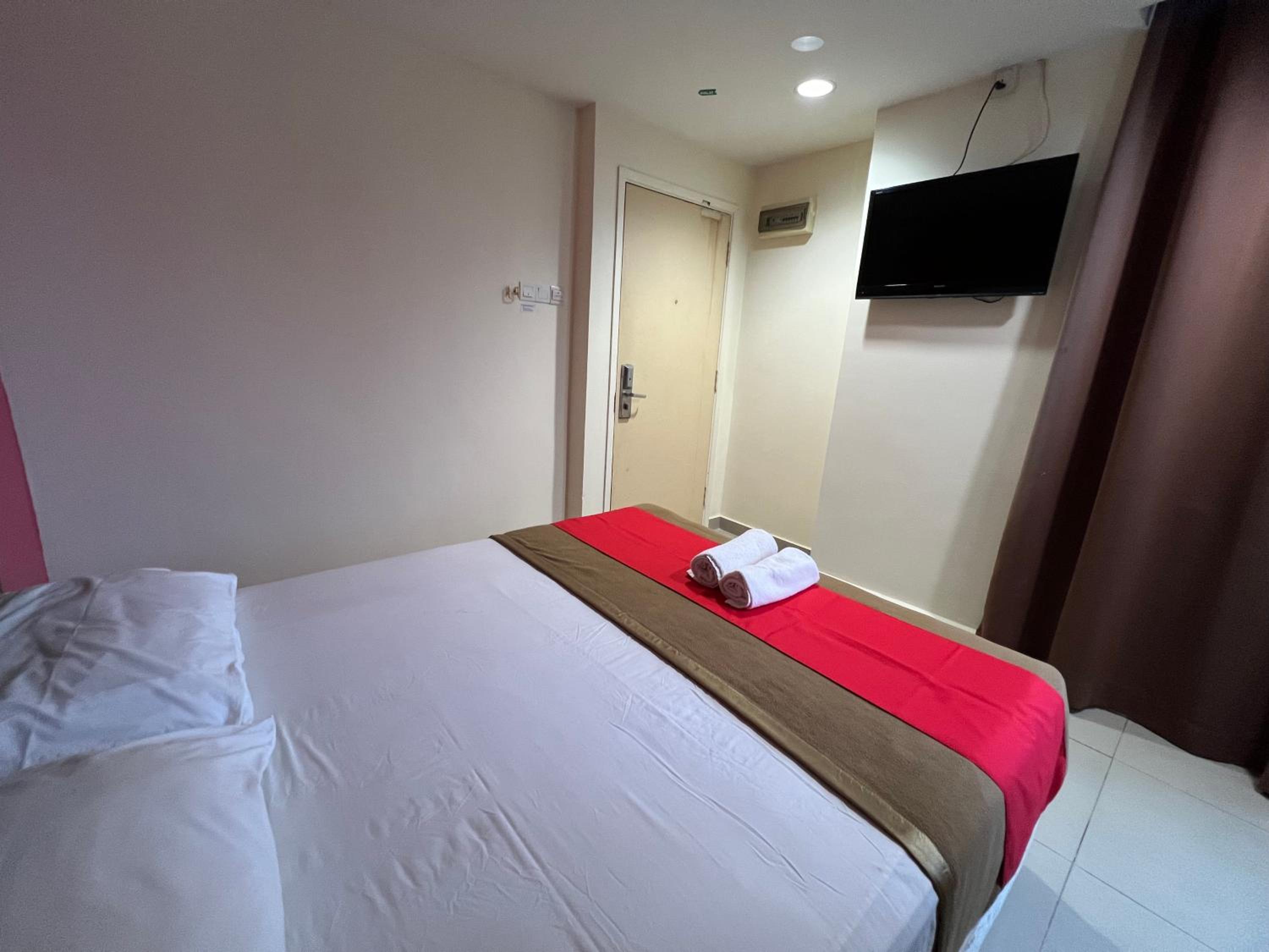 Deluxe Double Room - Photo 4