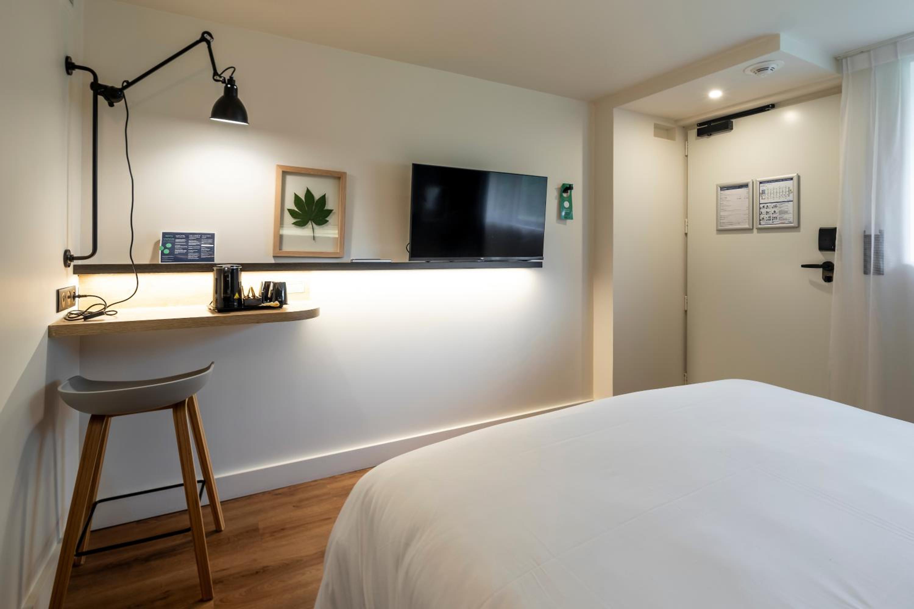 Double Room - Photo 4