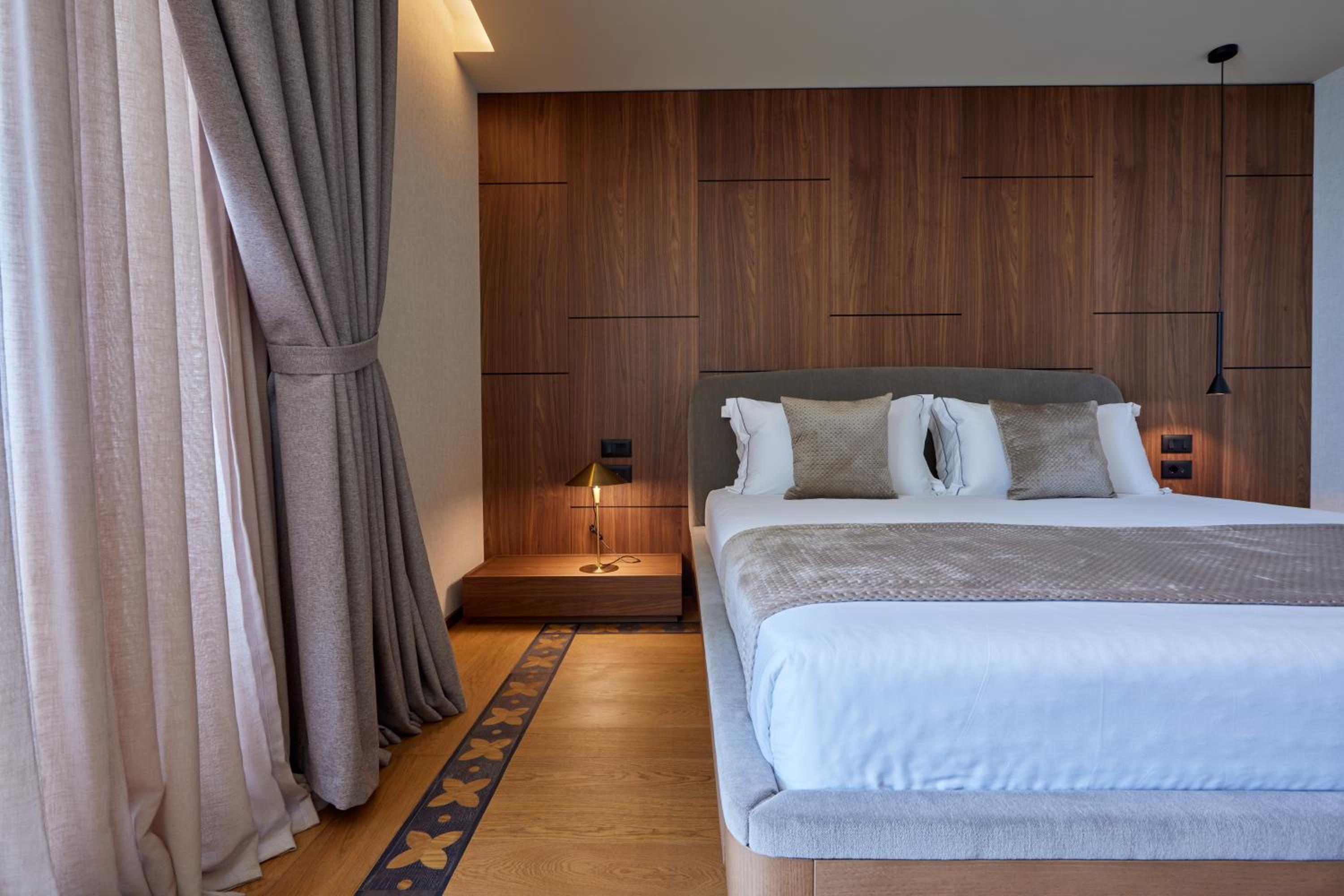 Double Room with Balcony and Sea View