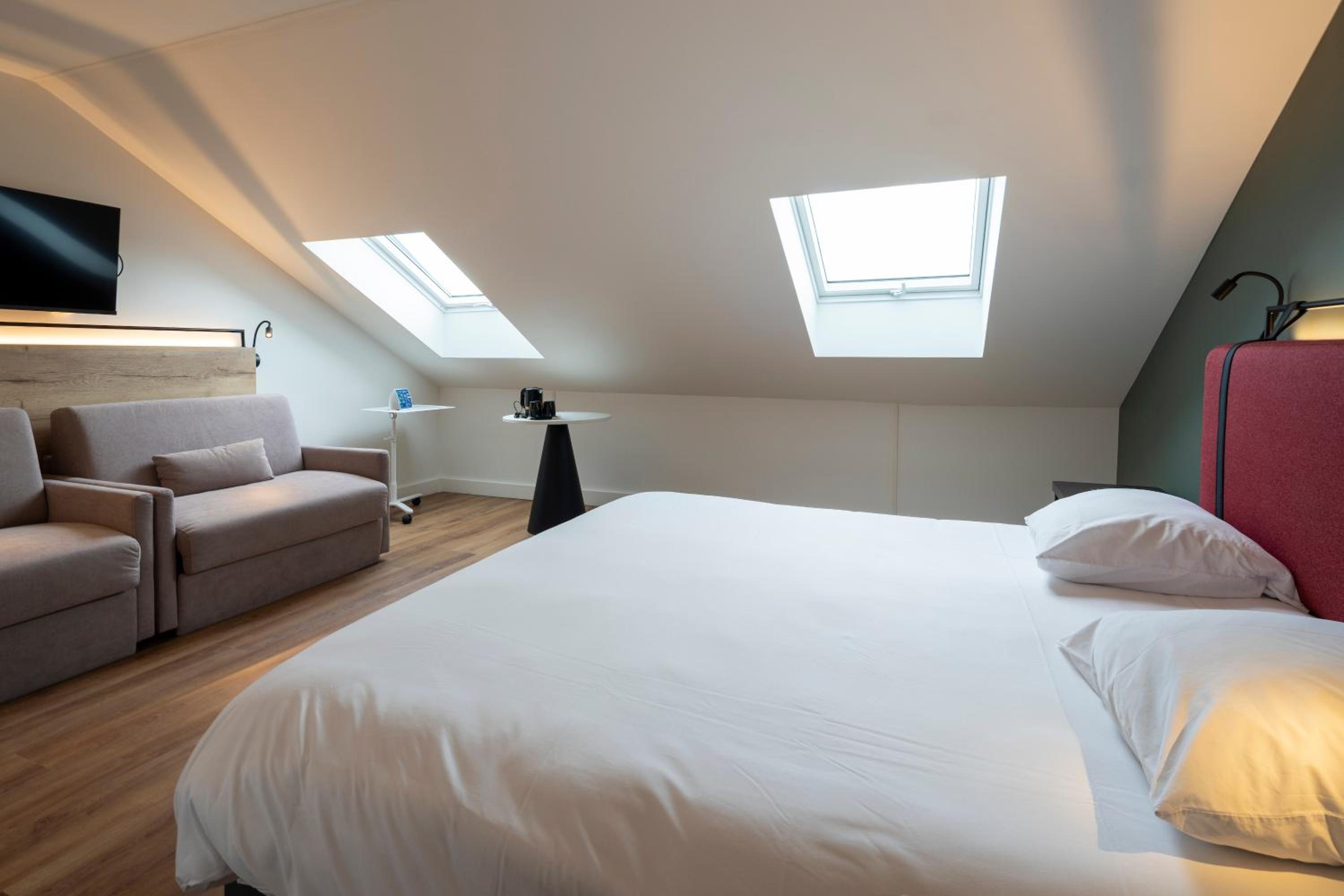 Quadruple Room - Photo 3