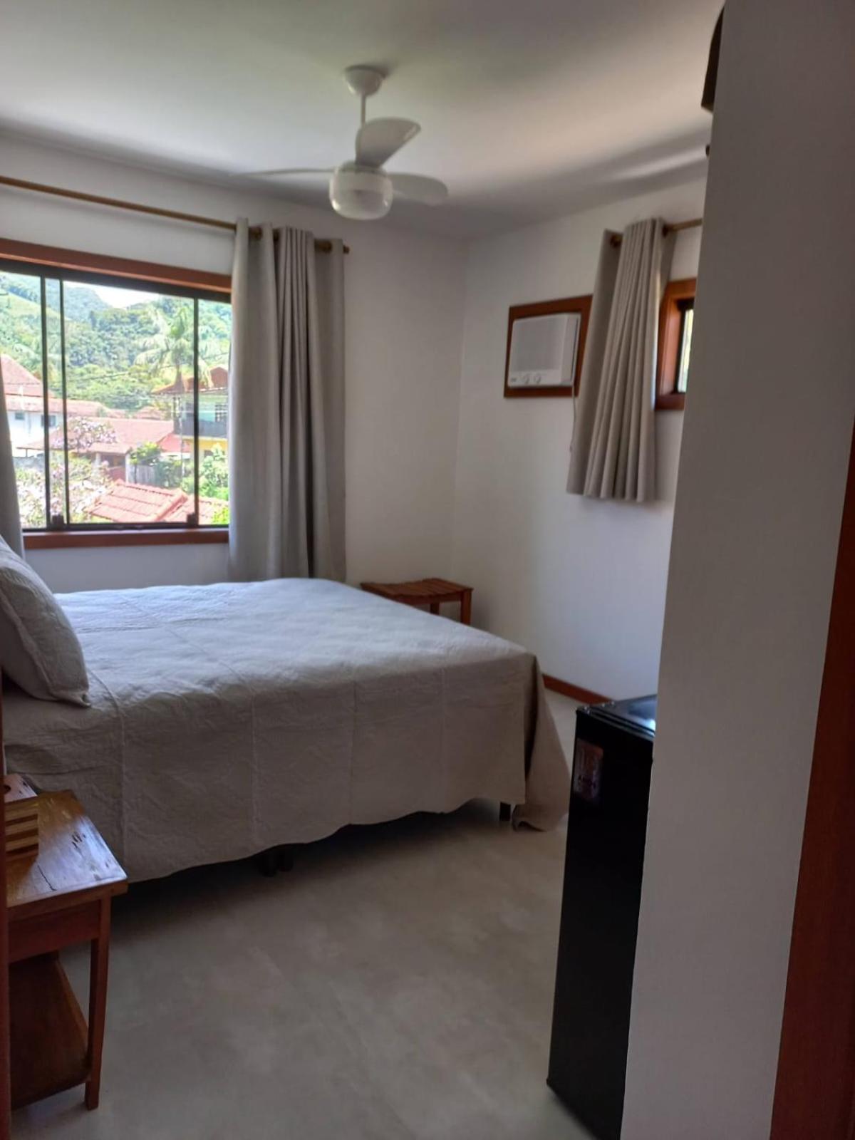 Double Room with Private Bathroom photo 3