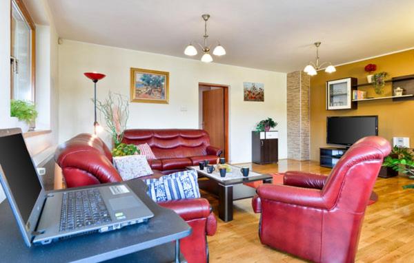 Villa photo 3