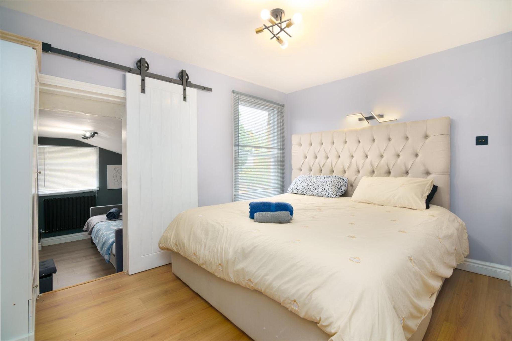 Three-Bedroom House photo 1