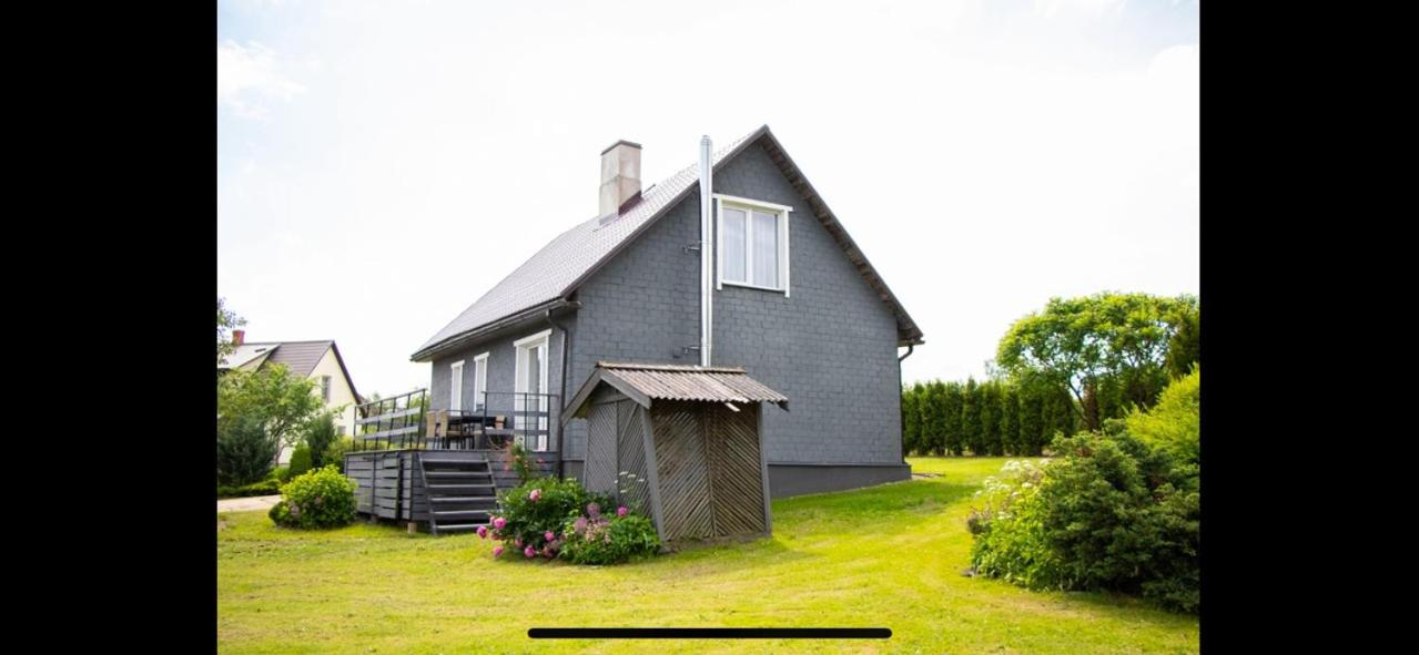 Three-Bedroom House photo 2