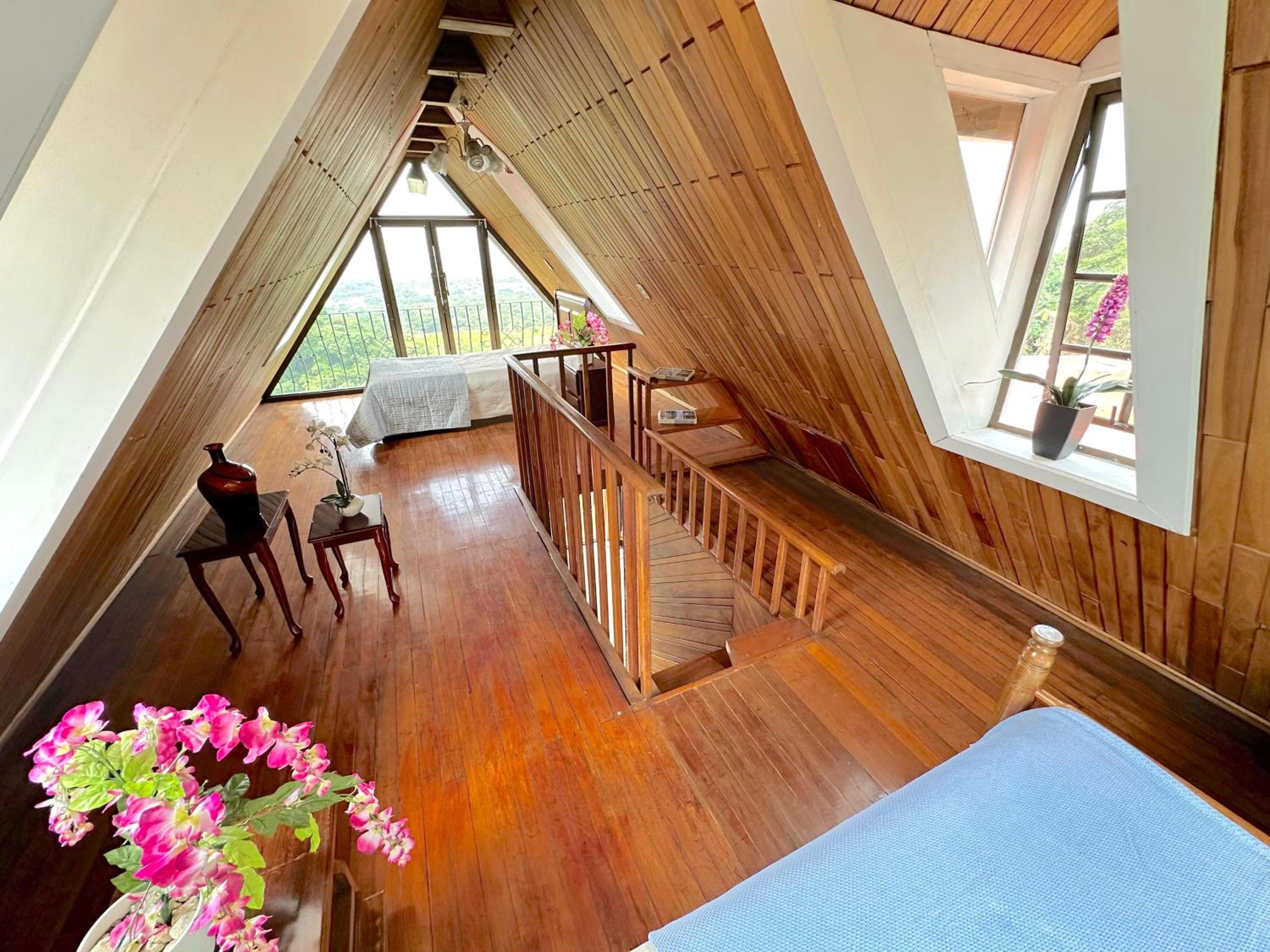 Superior Quadruple Room photo 2