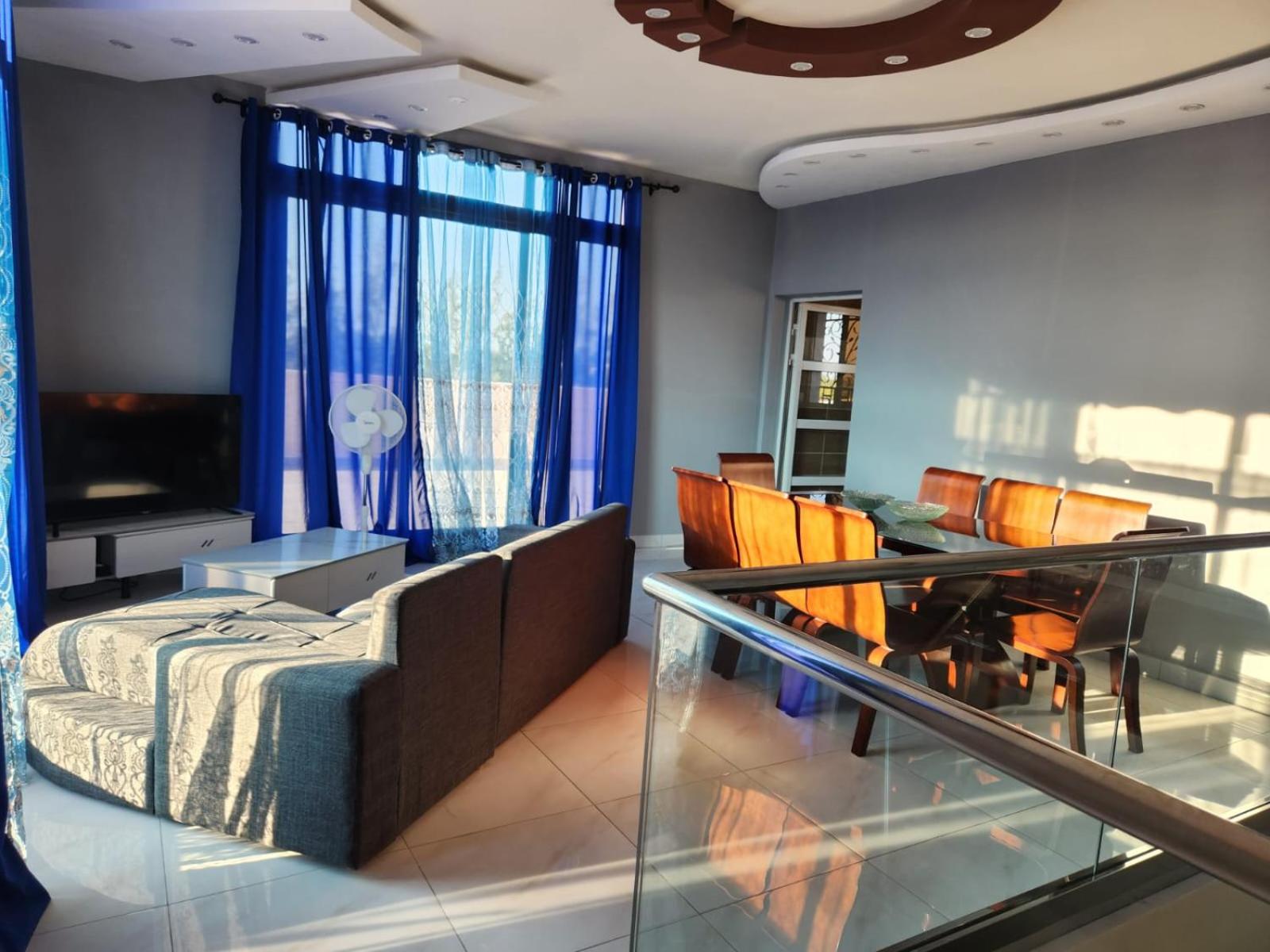 Two-Bedroom Apartment With Balcony And Sea View photo 1