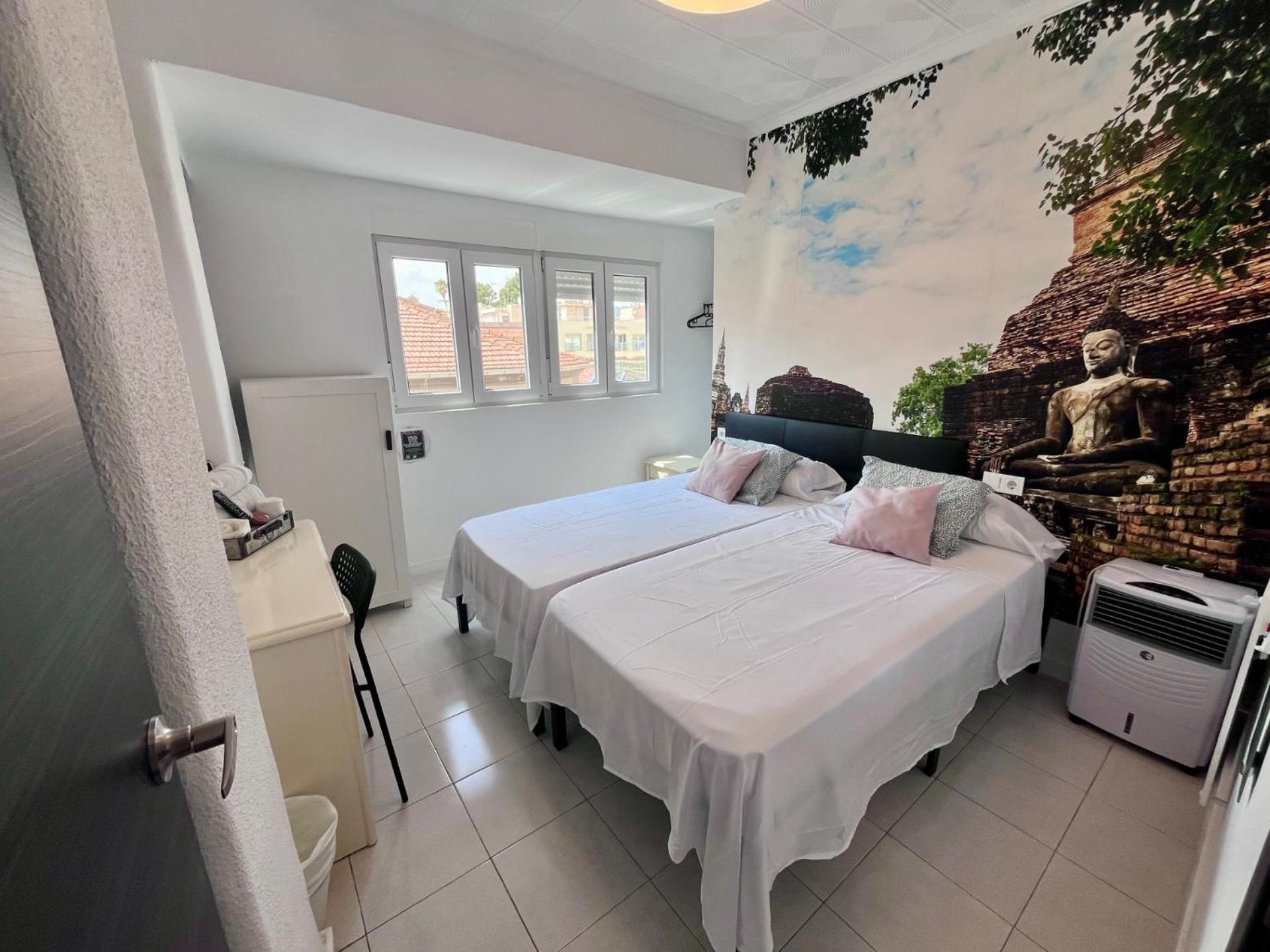 Habitación Doble Estándar con Baño Compartido