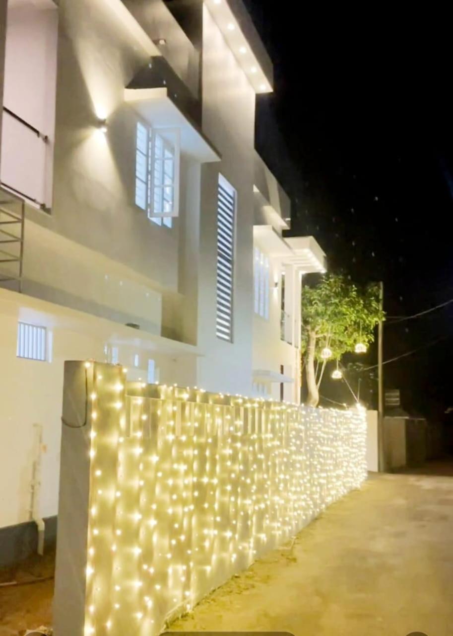 Three-Bedroom Villa photo 2