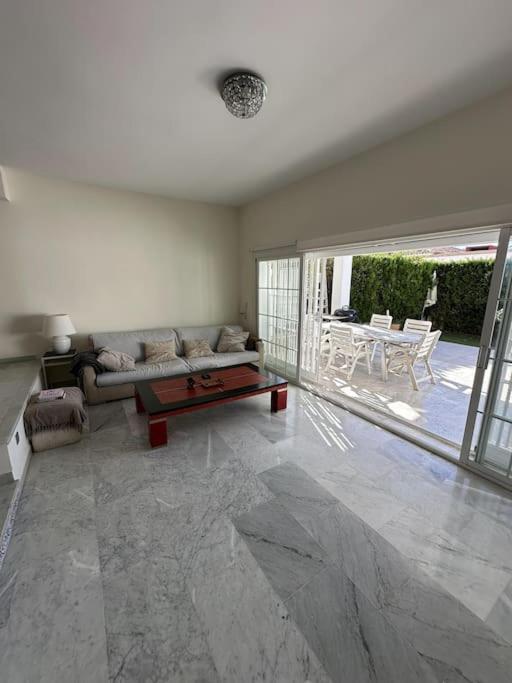 Casa de tres habitaciones