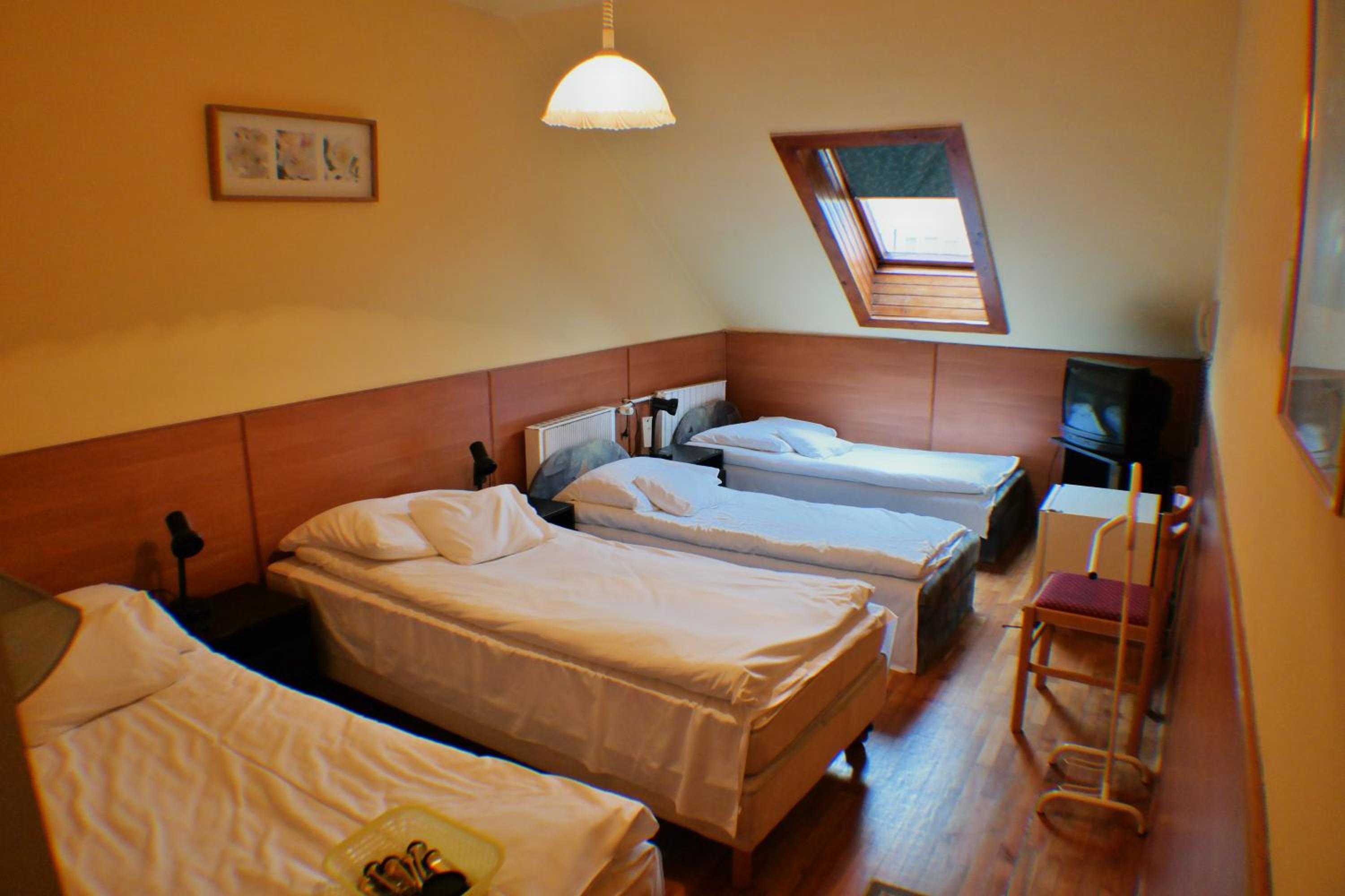 Quadruple Room - Photo 1
