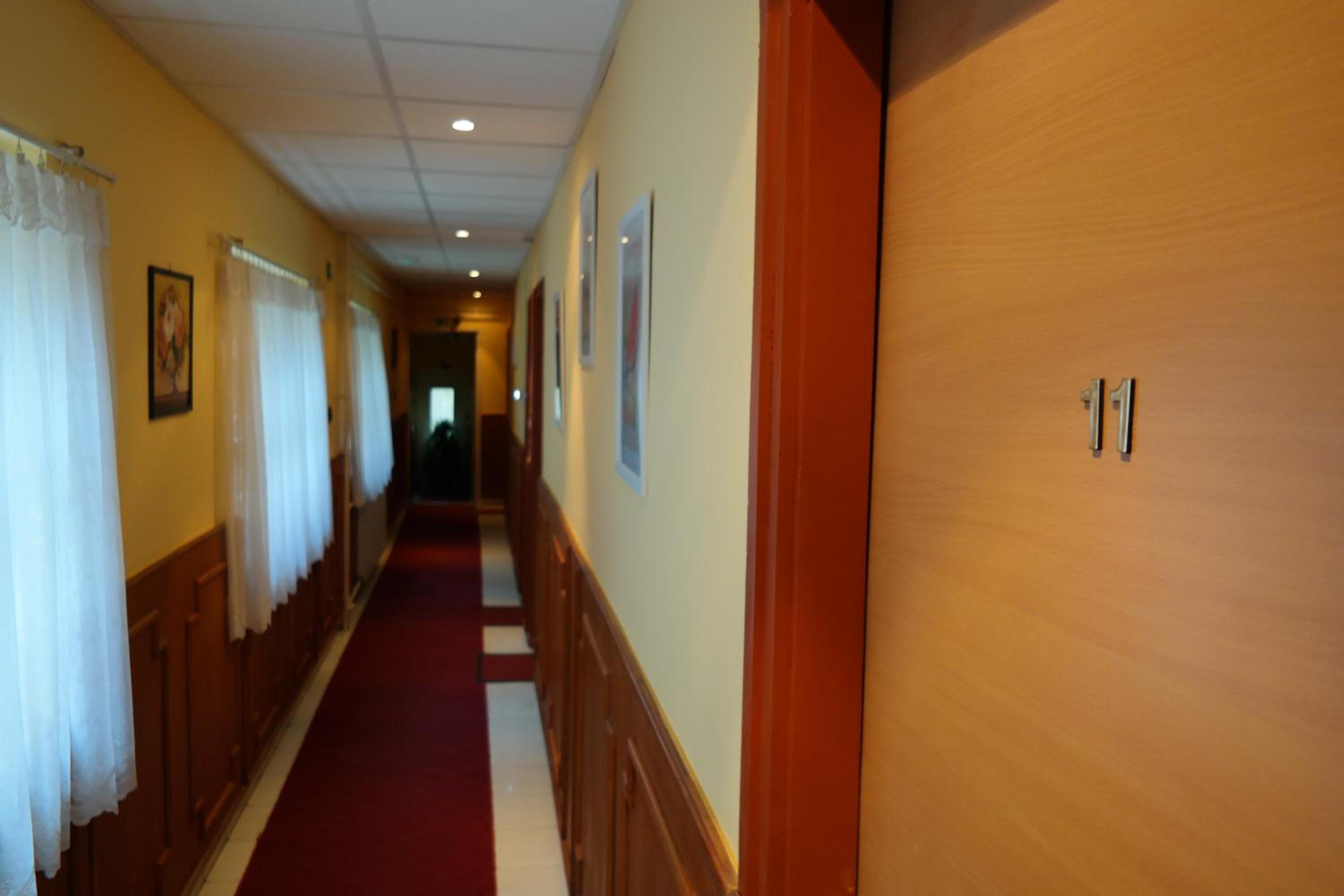 Double Room with Air Conditioning photo 3