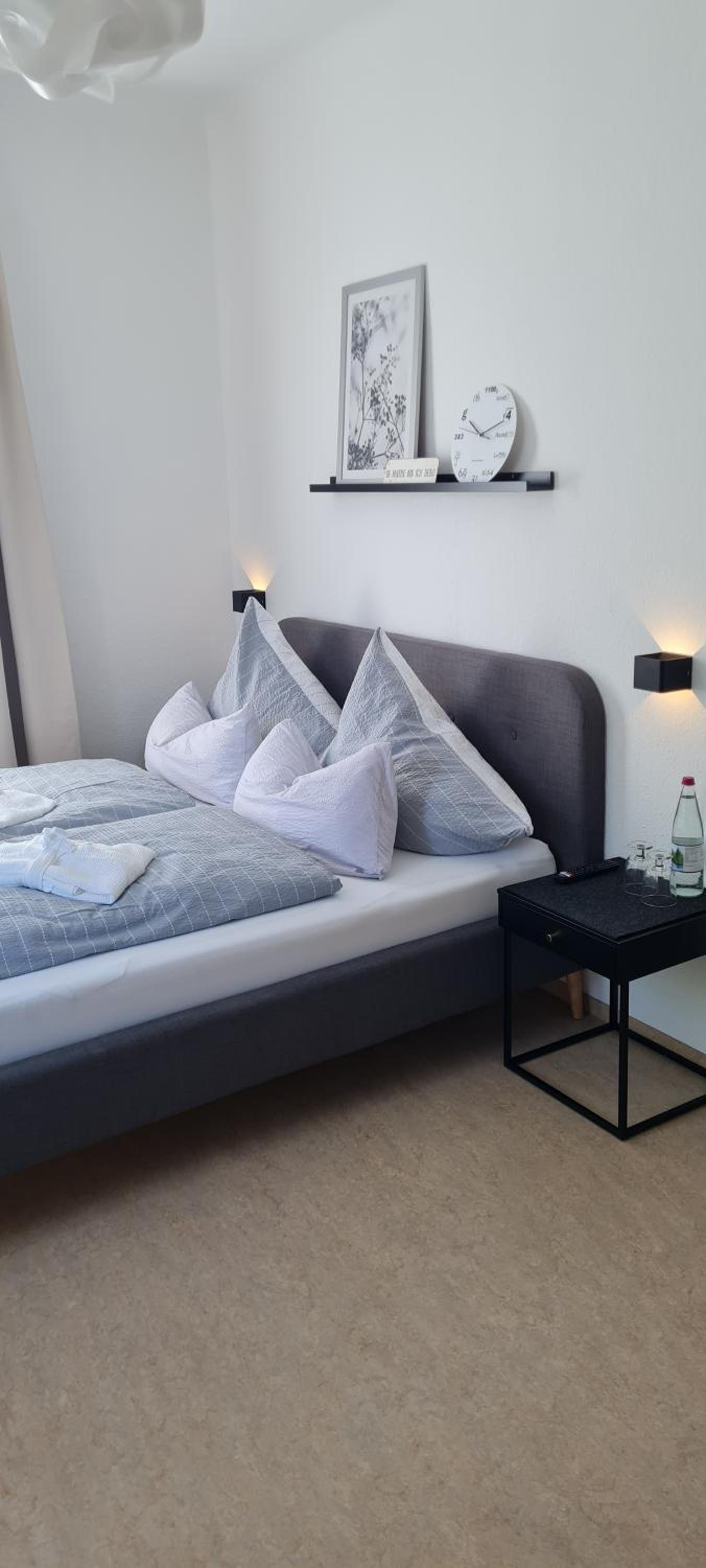 Double Room with Private External Bathroom photo 1