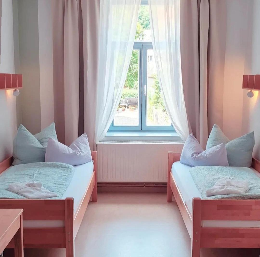 Twin Room with Private External Bathroom photo 1