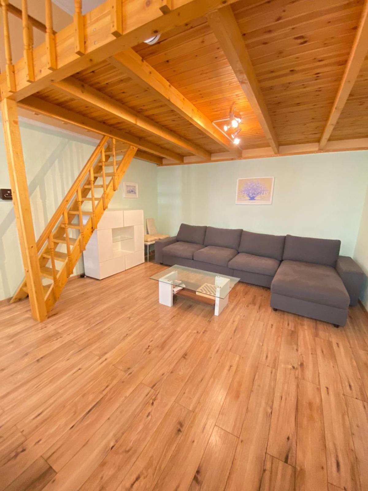 Two-Bedroom Apartment - Photo 2