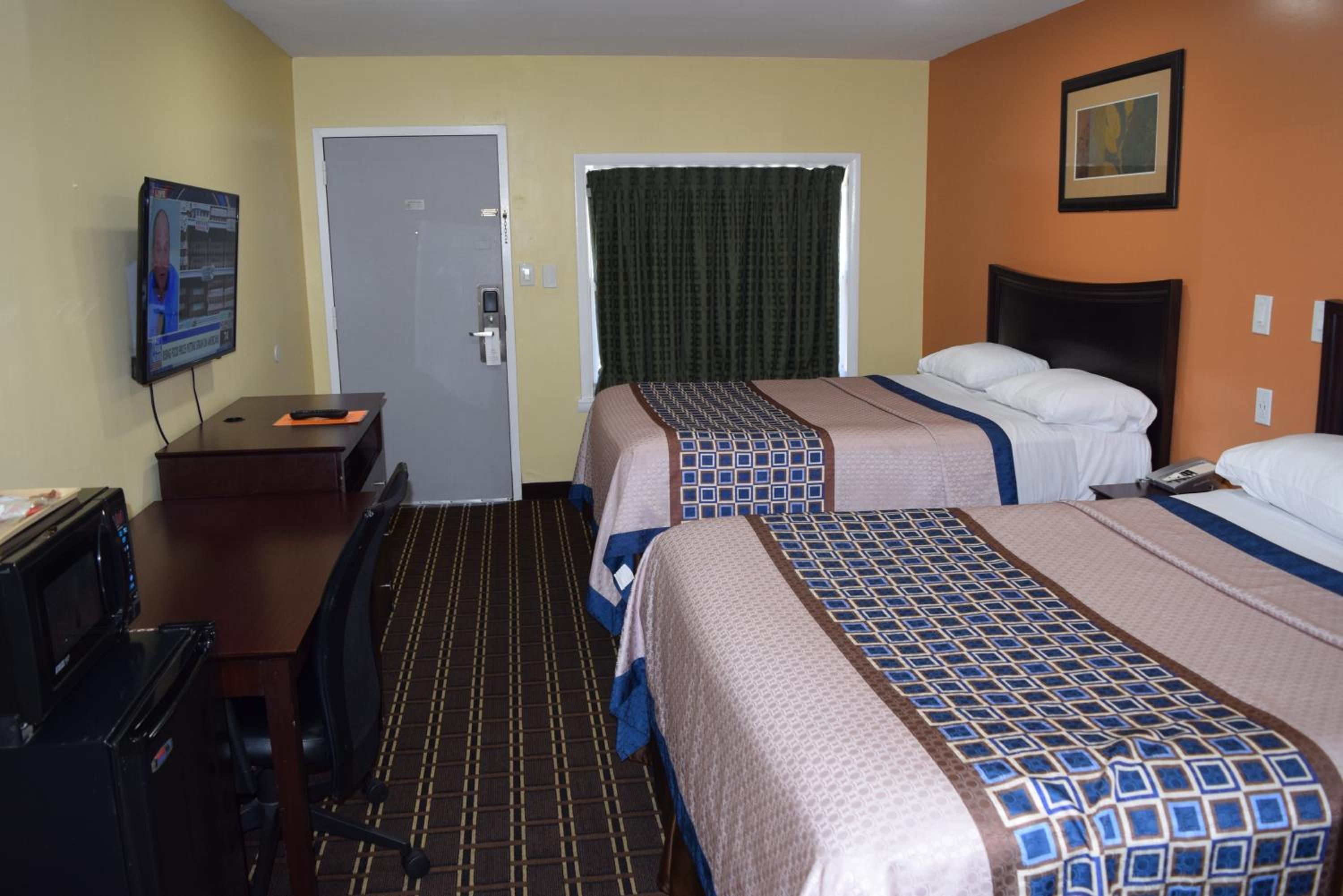 Standard Double Room - Photo 10