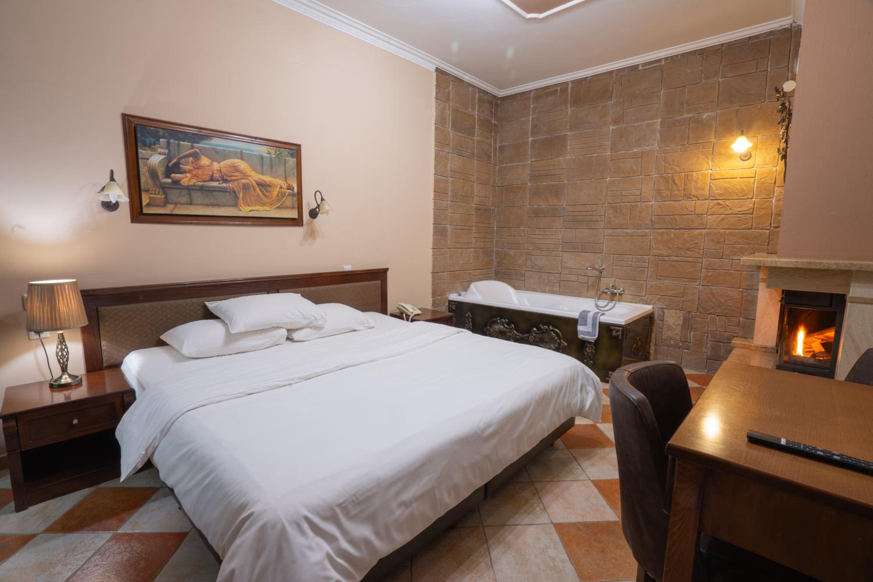 Deluxe King Room